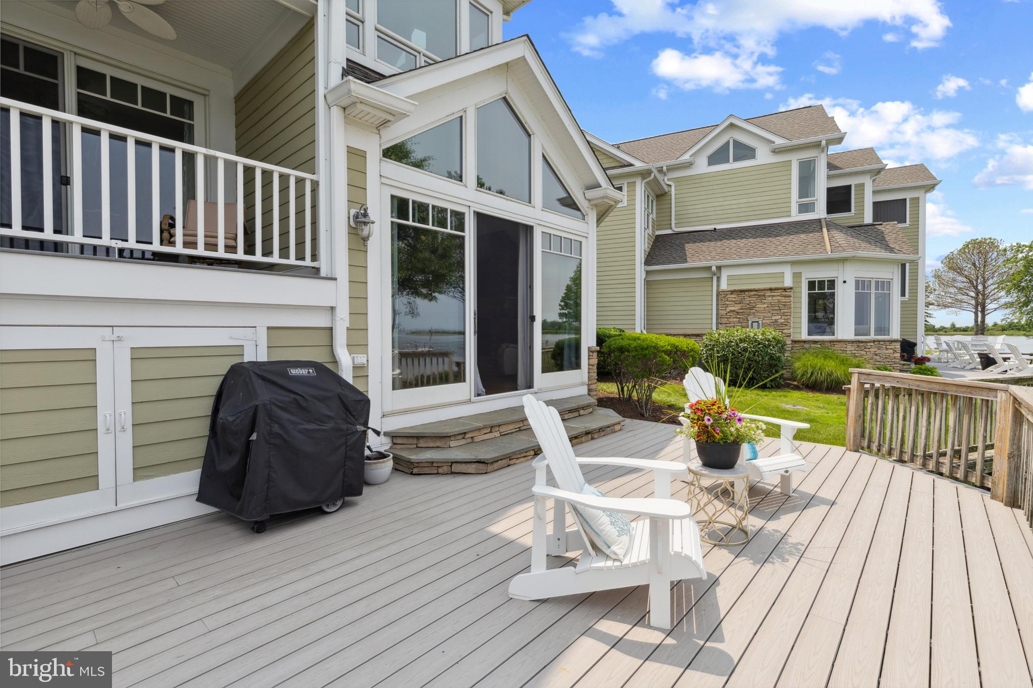 NARROWS POINTE - Residential