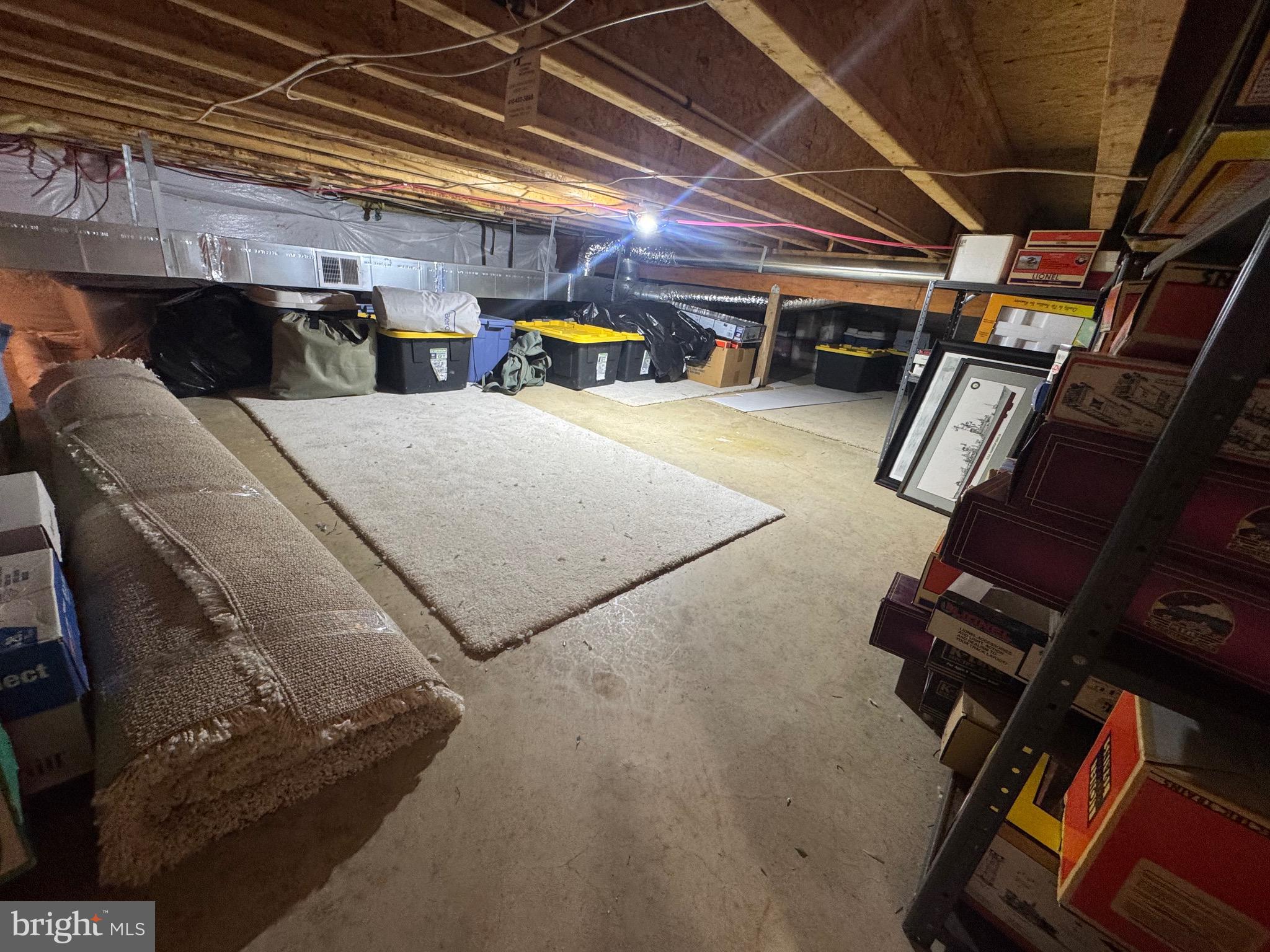 NARROWS POINTE - Residential