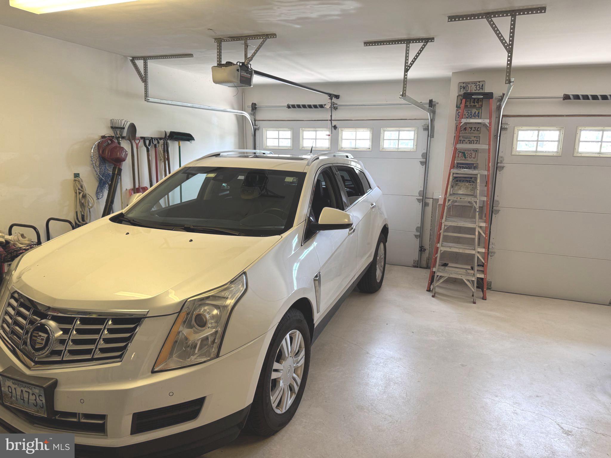 NARROWS POINTE - Residential