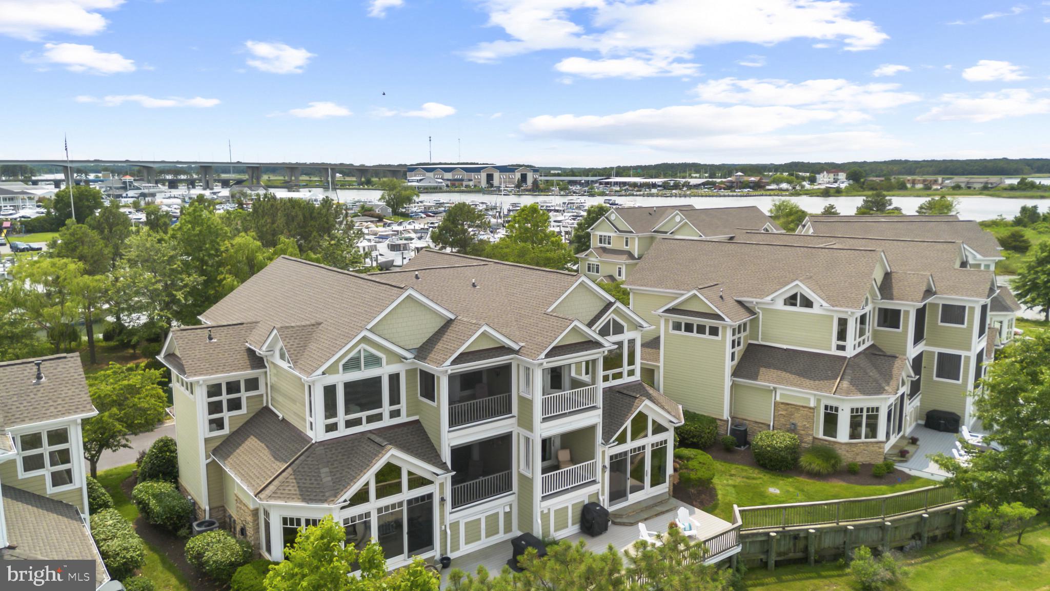 NARROWS POINTE - Residential
