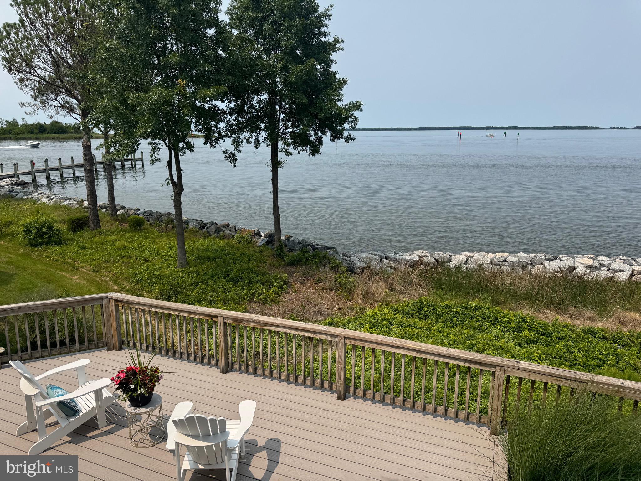 NARROWS POINTE - Residential