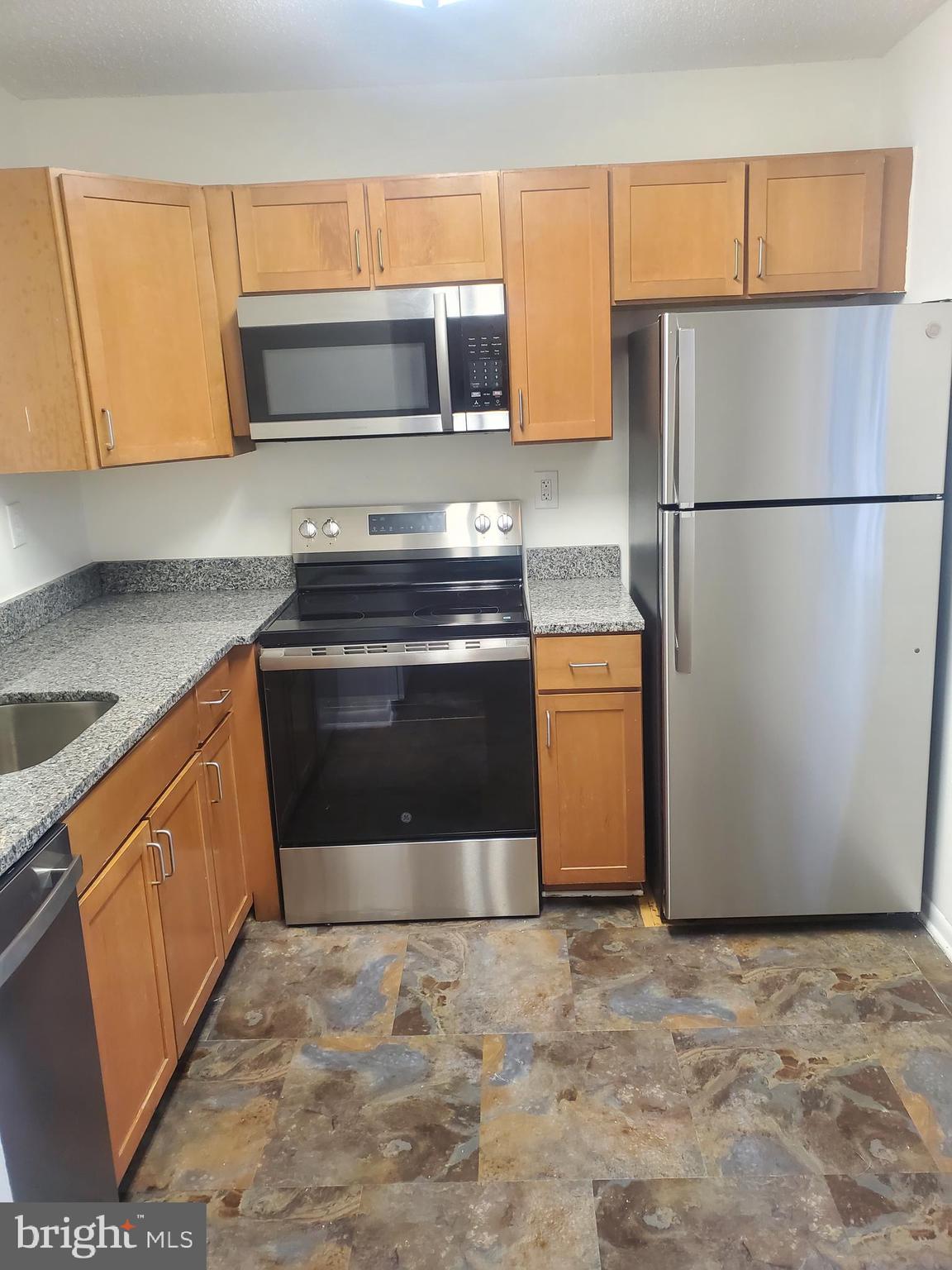 BRANDERMILL - Residential Lease