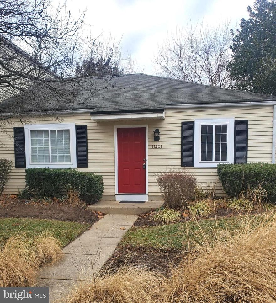 Welcome to this charming 2 bedrooms and 1 bathroom townhouse in Germantown with a combined living room and dining room, with lots of windows and natural light! It has a nice fenced private patio to enjoy.
Fresh paint and new flooring  new kitchen countertops and SS appliances.
Close to I270, shopping, restaurants and more!