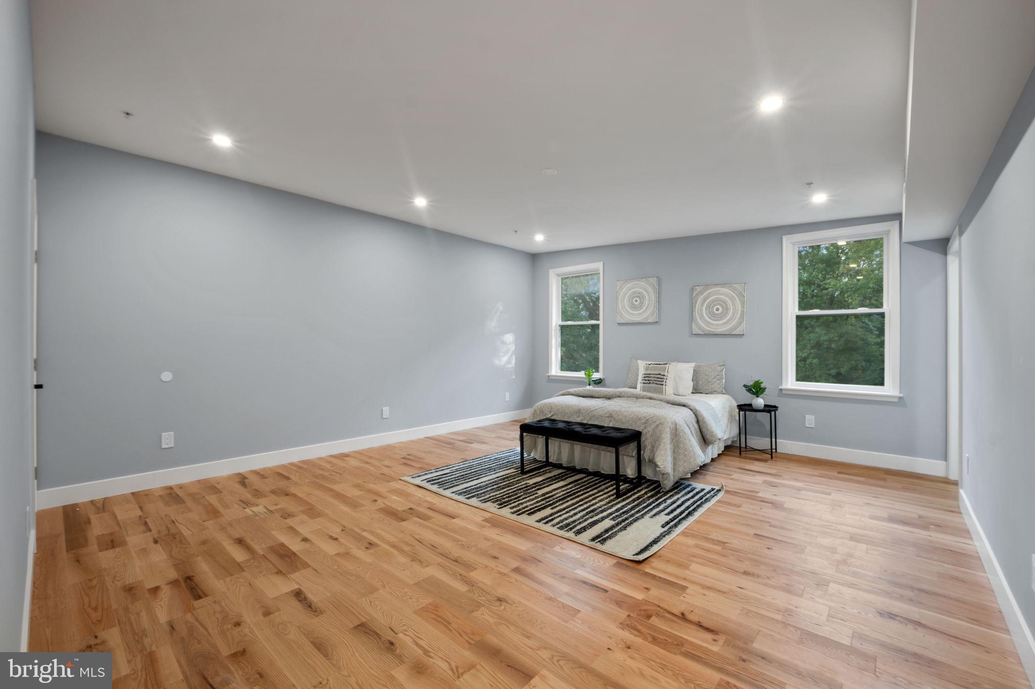 PARKLAWN - Residential