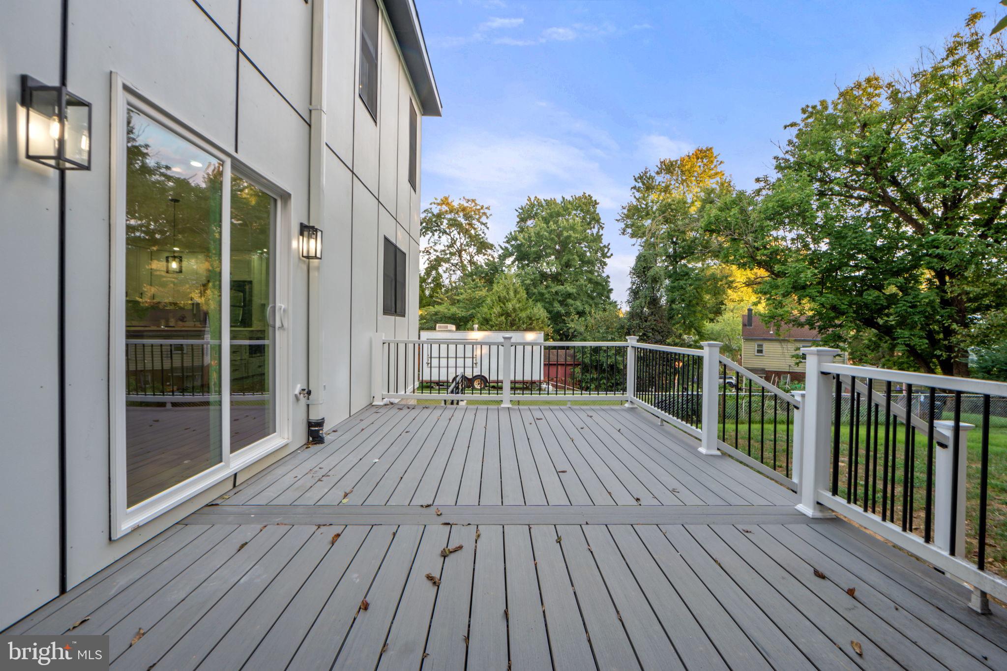 PARKLAWN - Residential