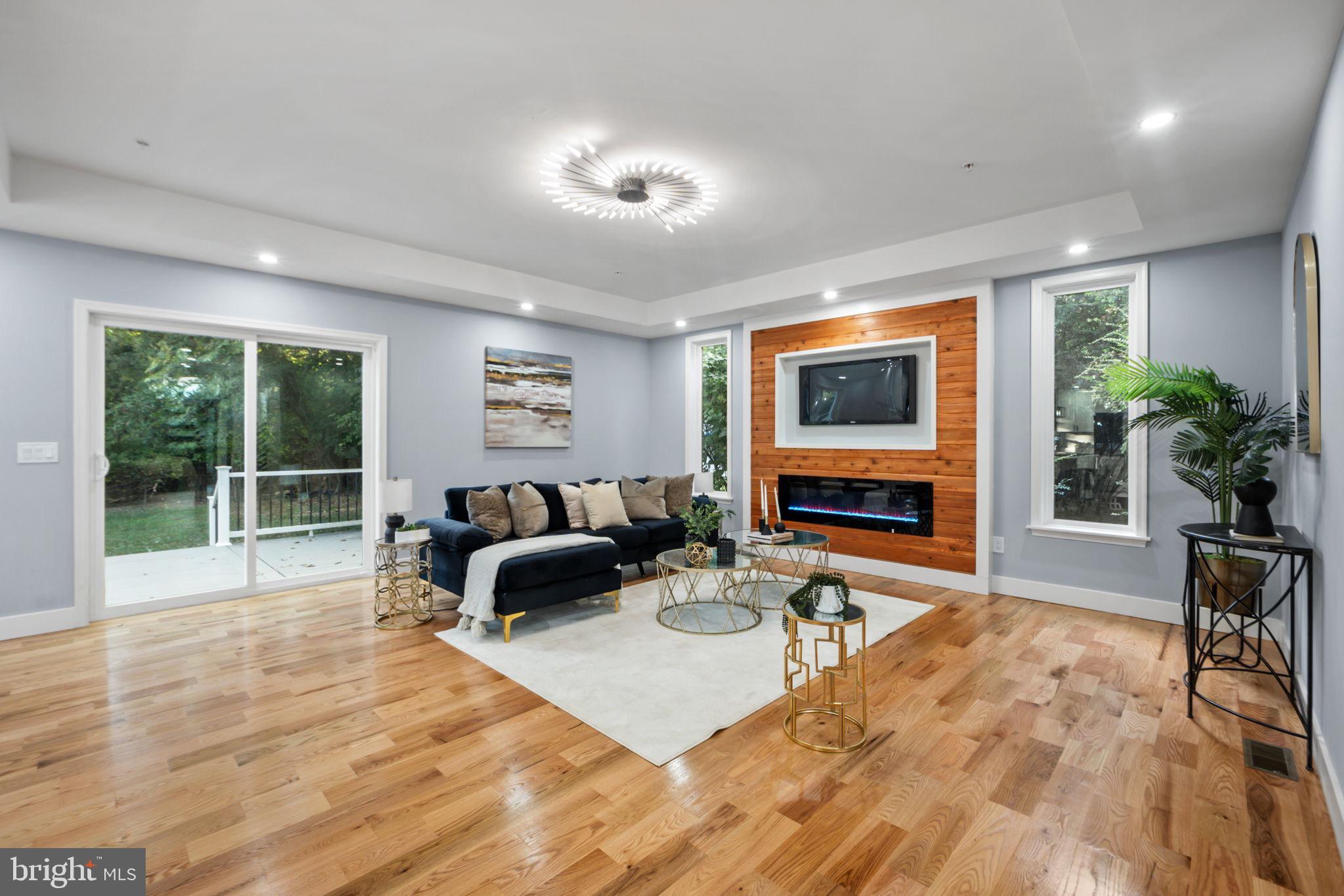 PARKLAWN - Residential