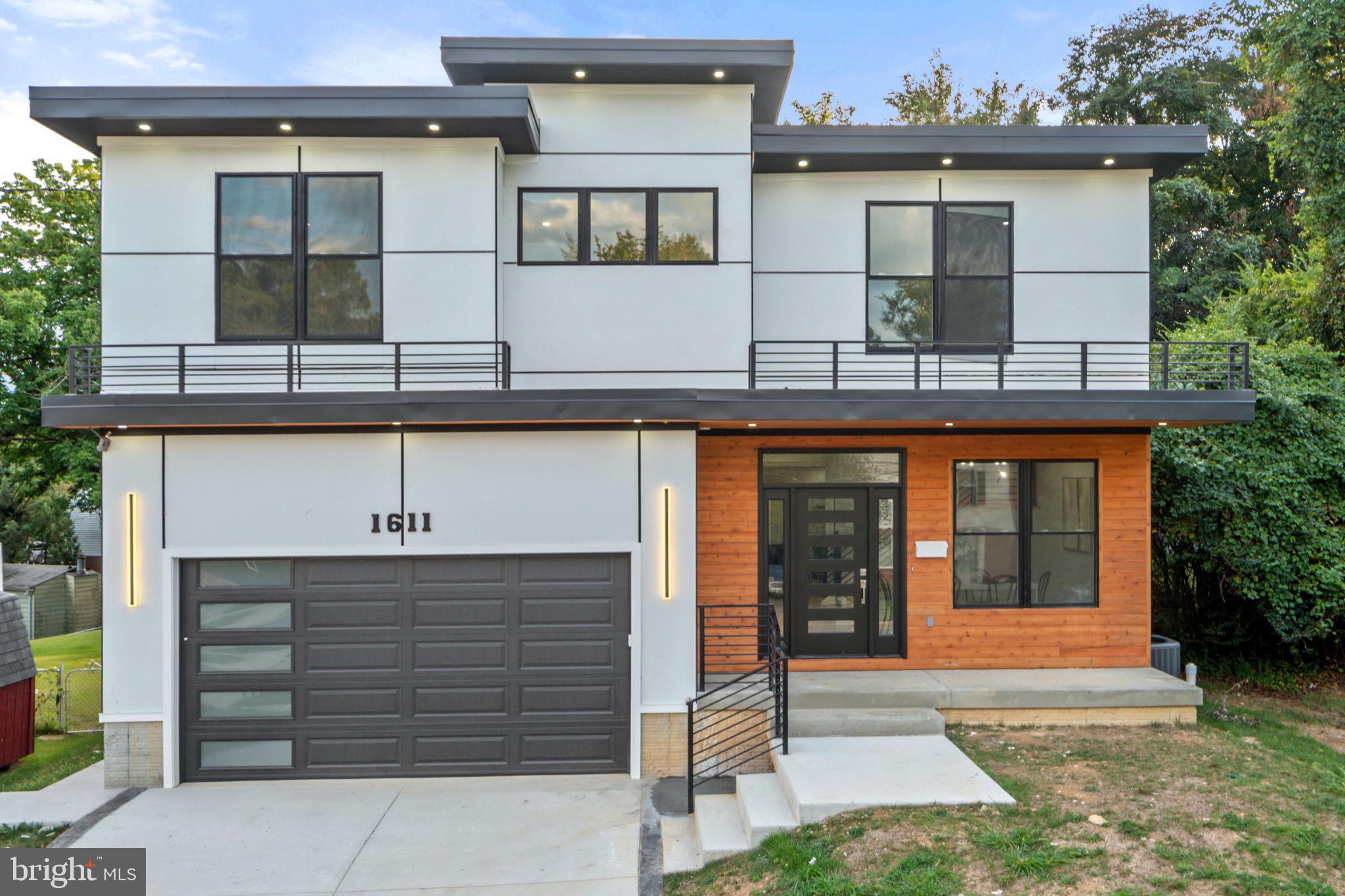 PARKLAWN - Residential