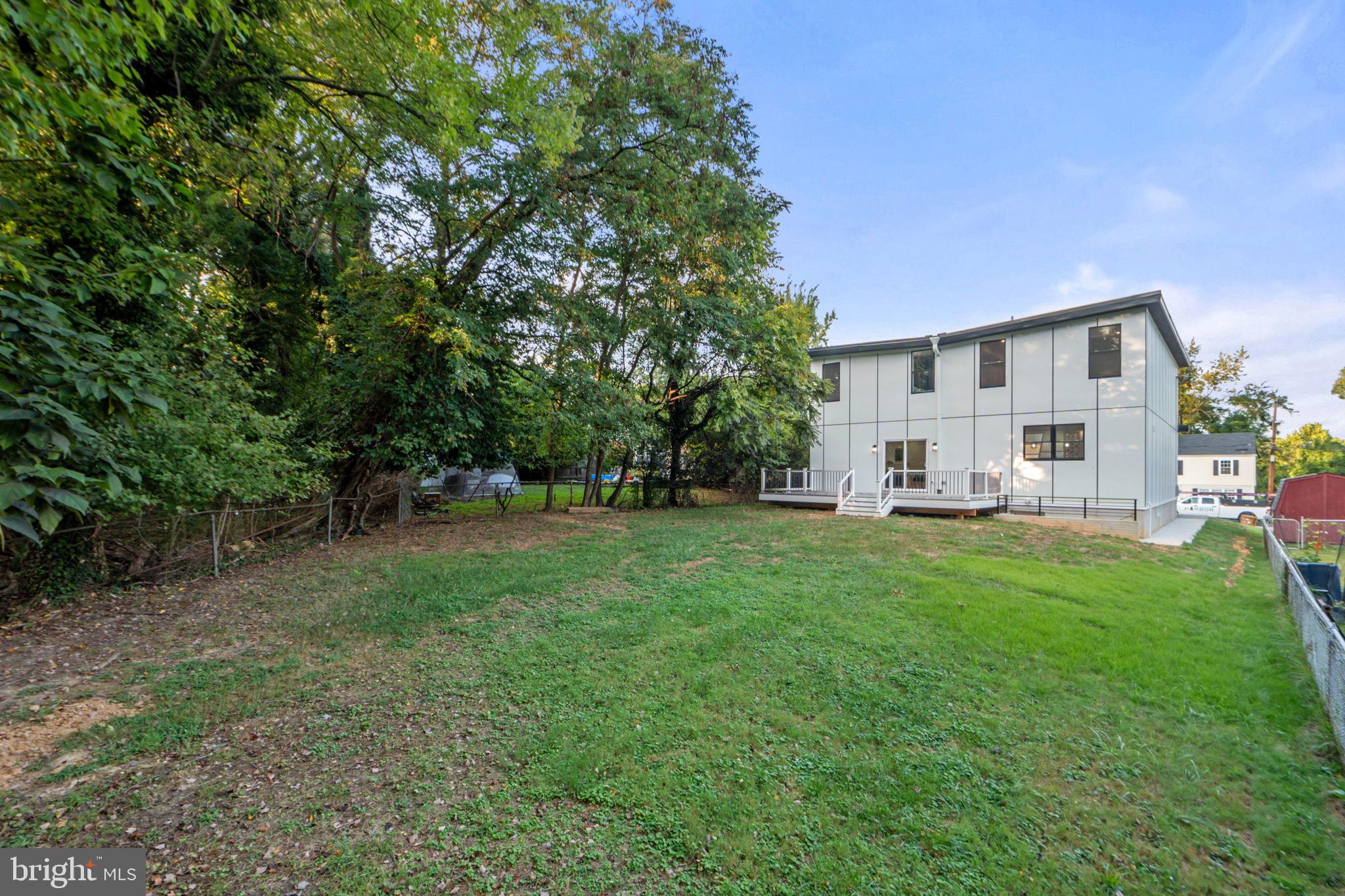 PARKLAWN - Residential