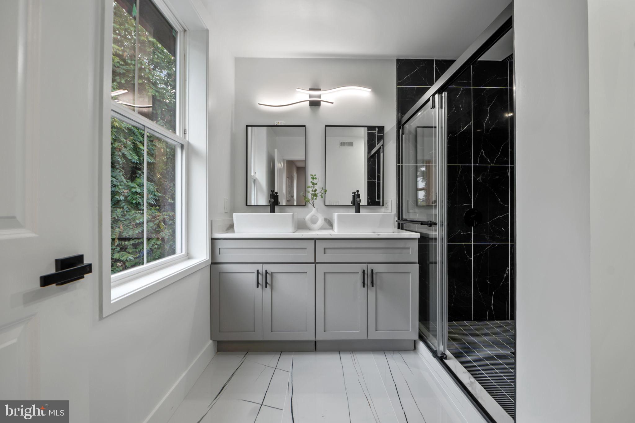 PARKLAWN - Residential