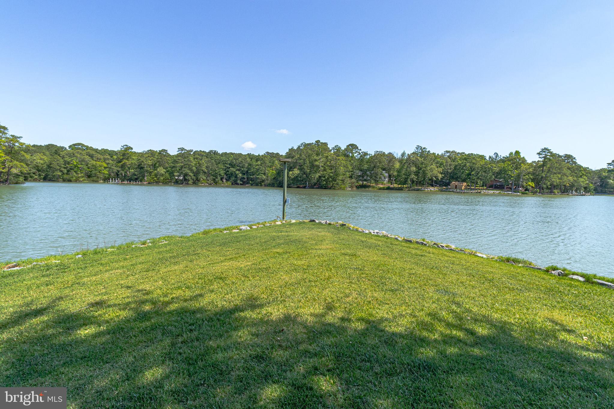 277 EMERALD COVE RD