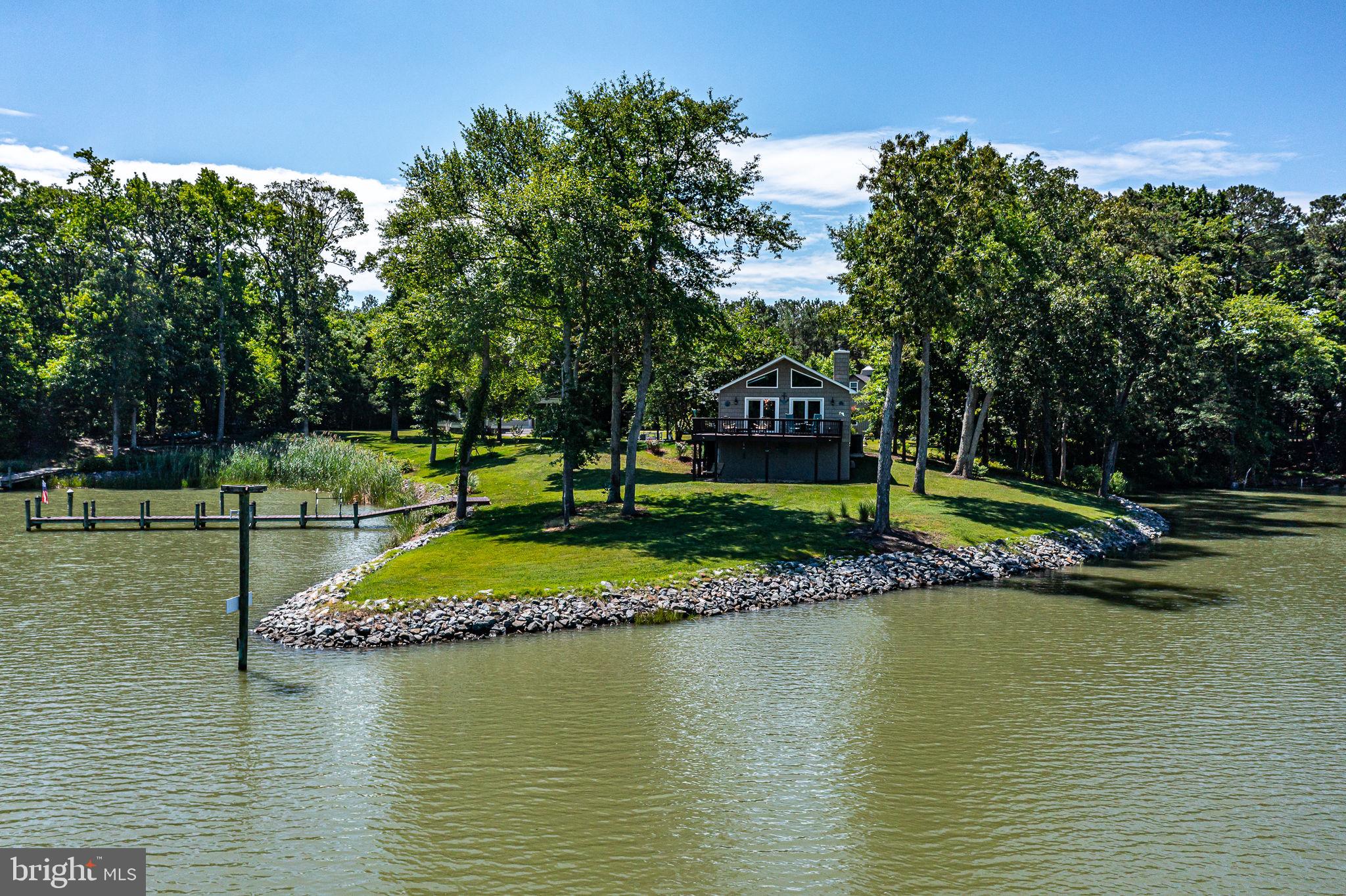 277 EMERALD COVE RD