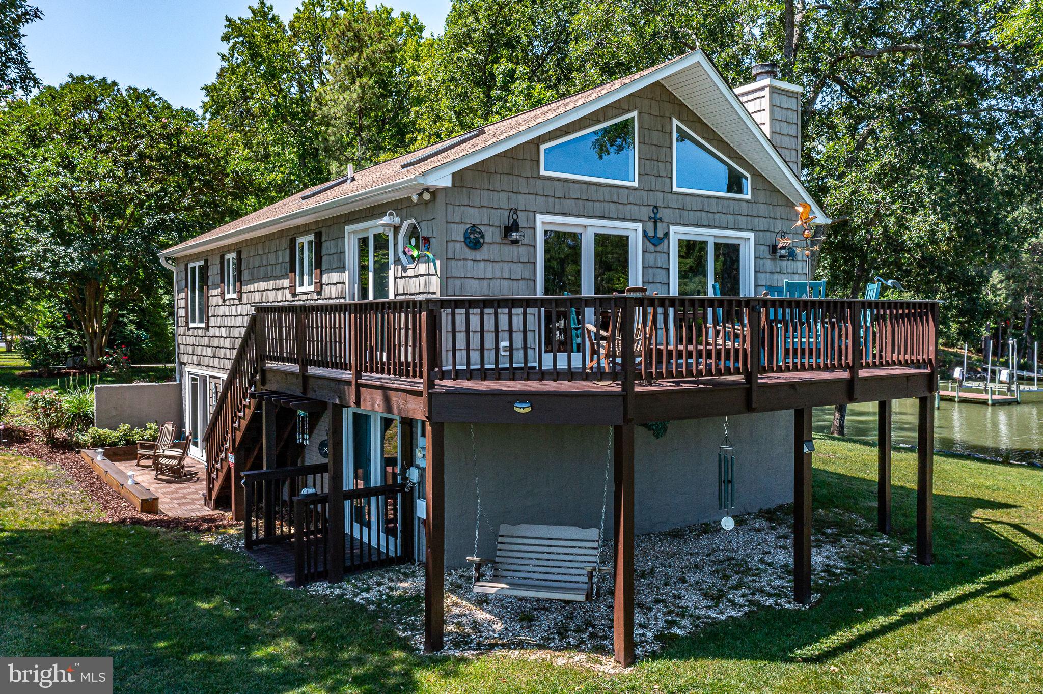 277 EMERALD COVE RD