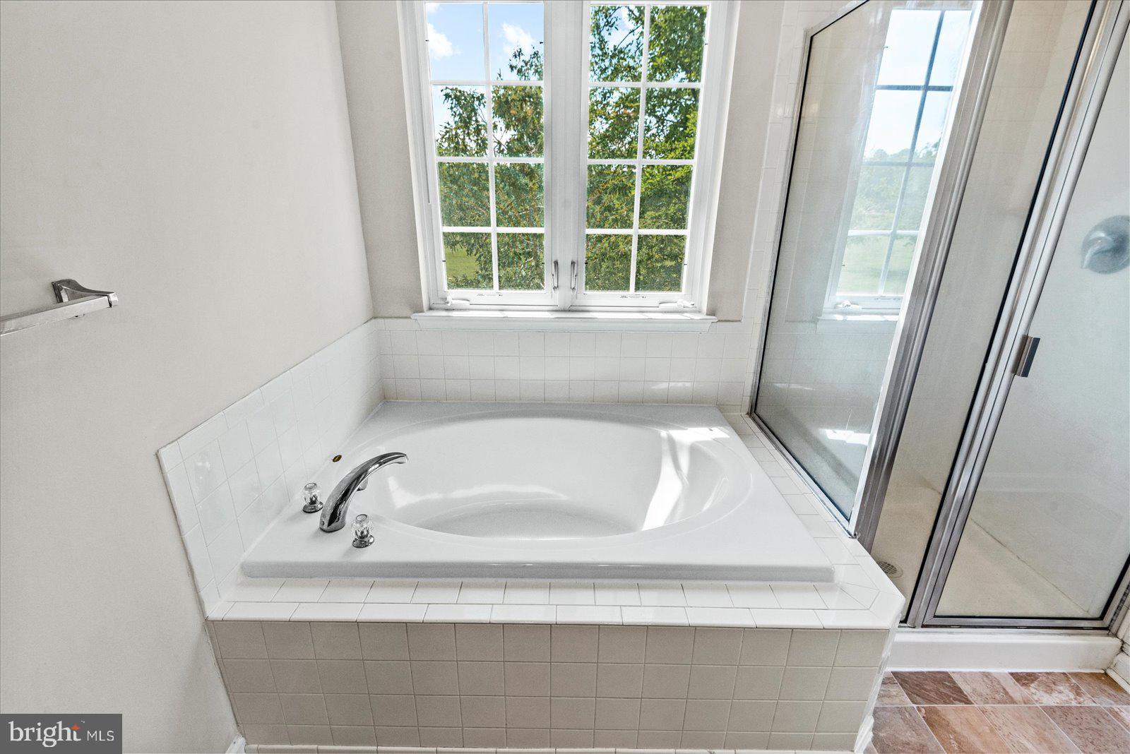 MONROE POINT TOWNHOUSES - Residential