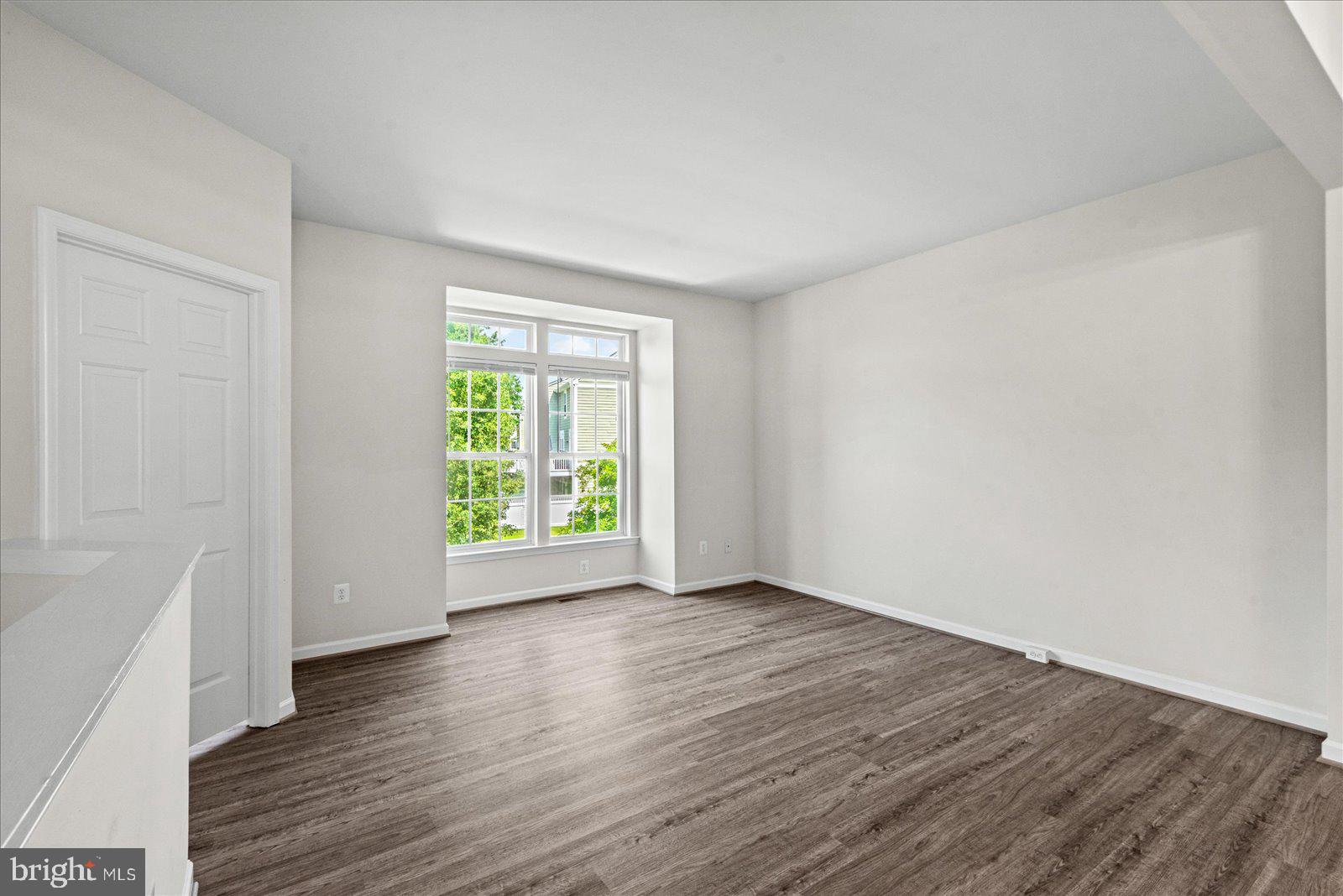 MONROE POINT TOWNHOUSES - Residential