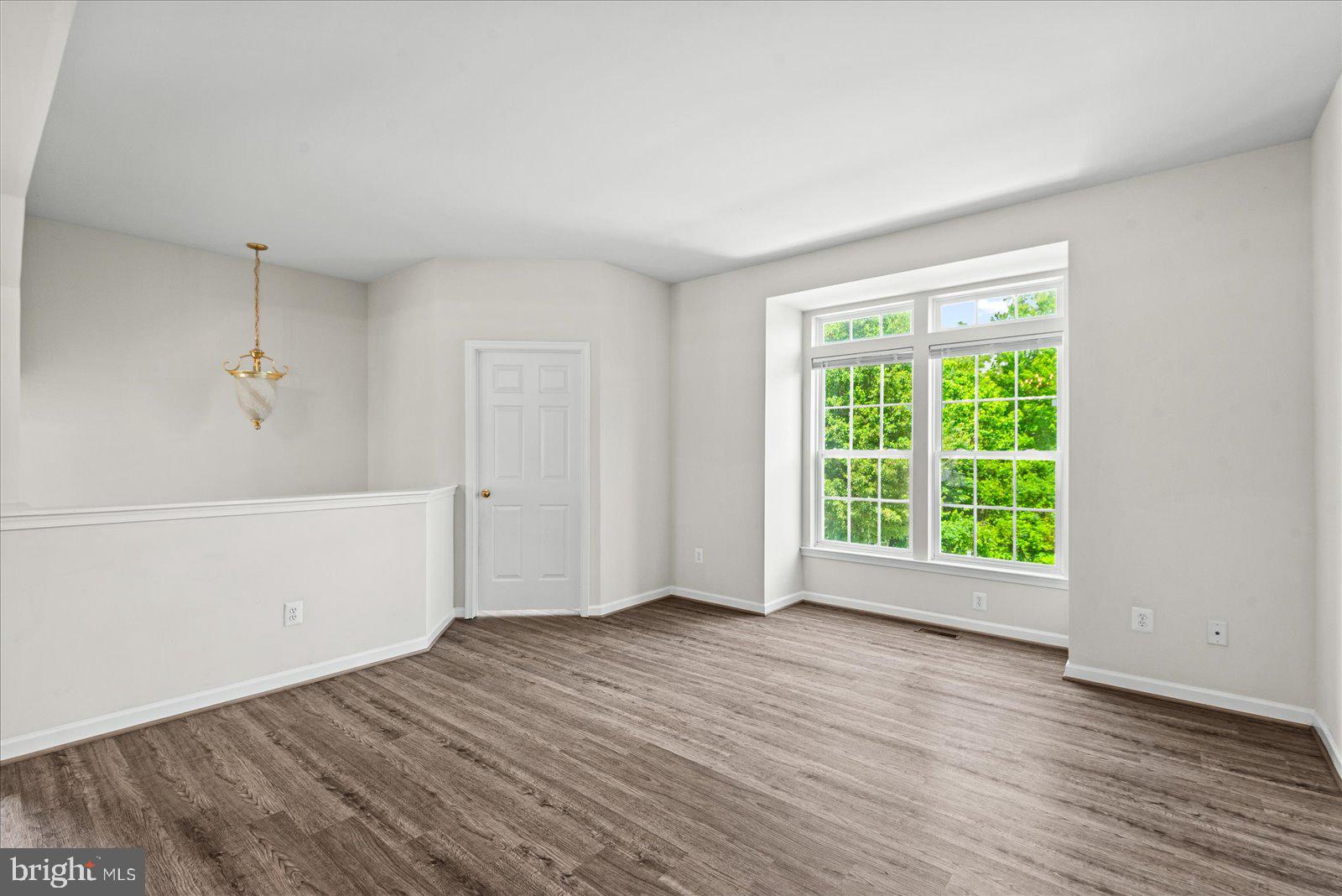 MONROE POINT TOWNHOUSES - Residential