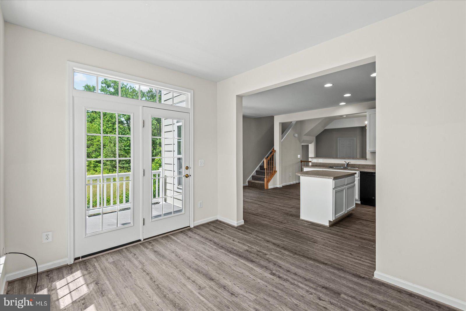 MONROE POINT TOWNHOUSES - Residential