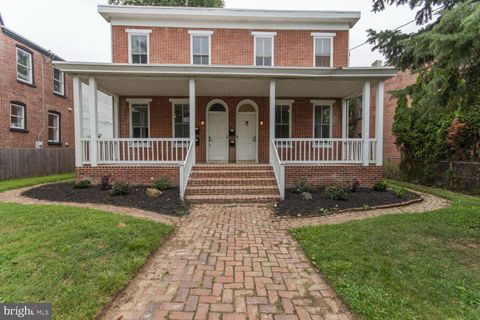Condo For Rent - 1823 Delaware Avenue #A<br/> WILMINGTON, DE 19806