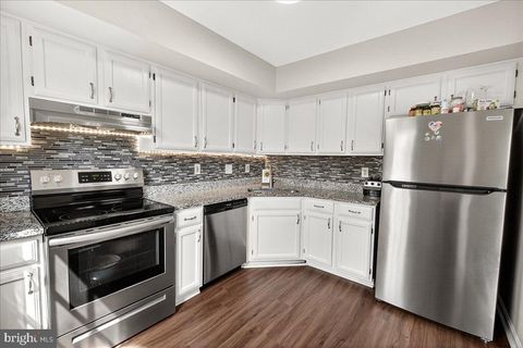 Tiny photo for 2219 Waller House Court, FREDERICK, MD 21702 (MLS # MDFR2076948)