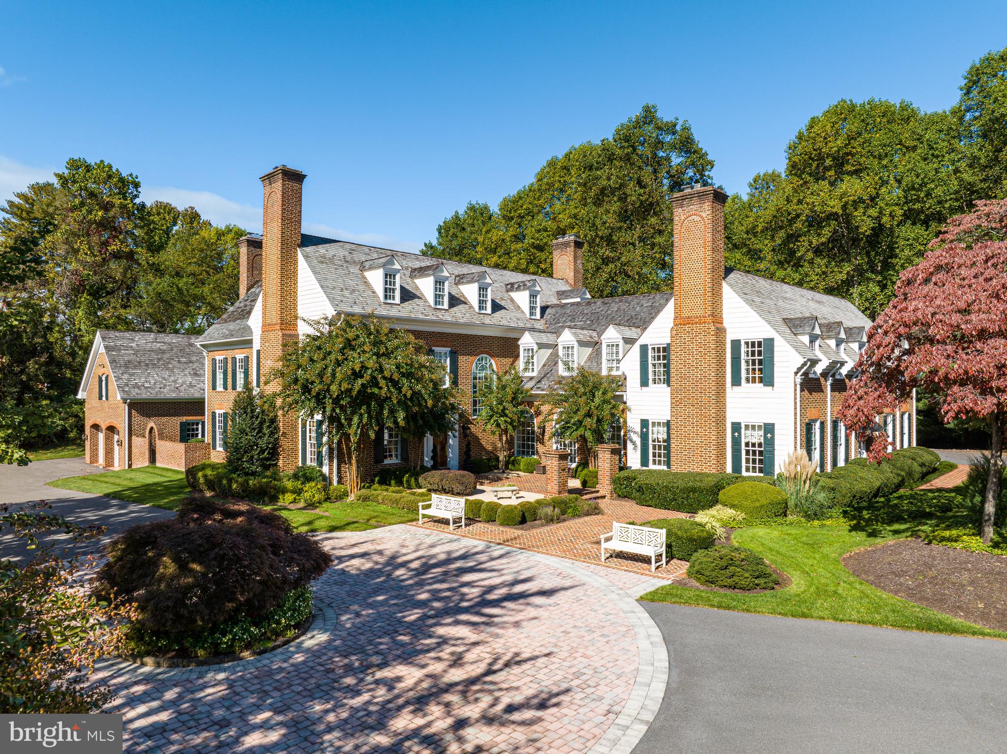 SADDLE RIDGE - Residential