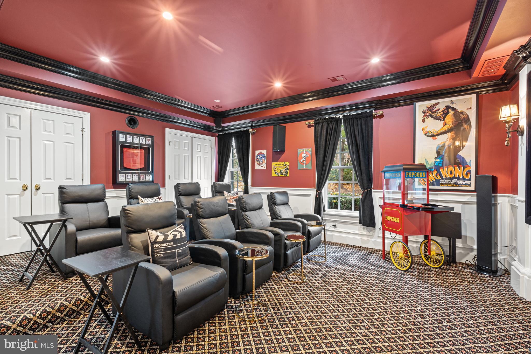 SADDLE RIDGE - Residential