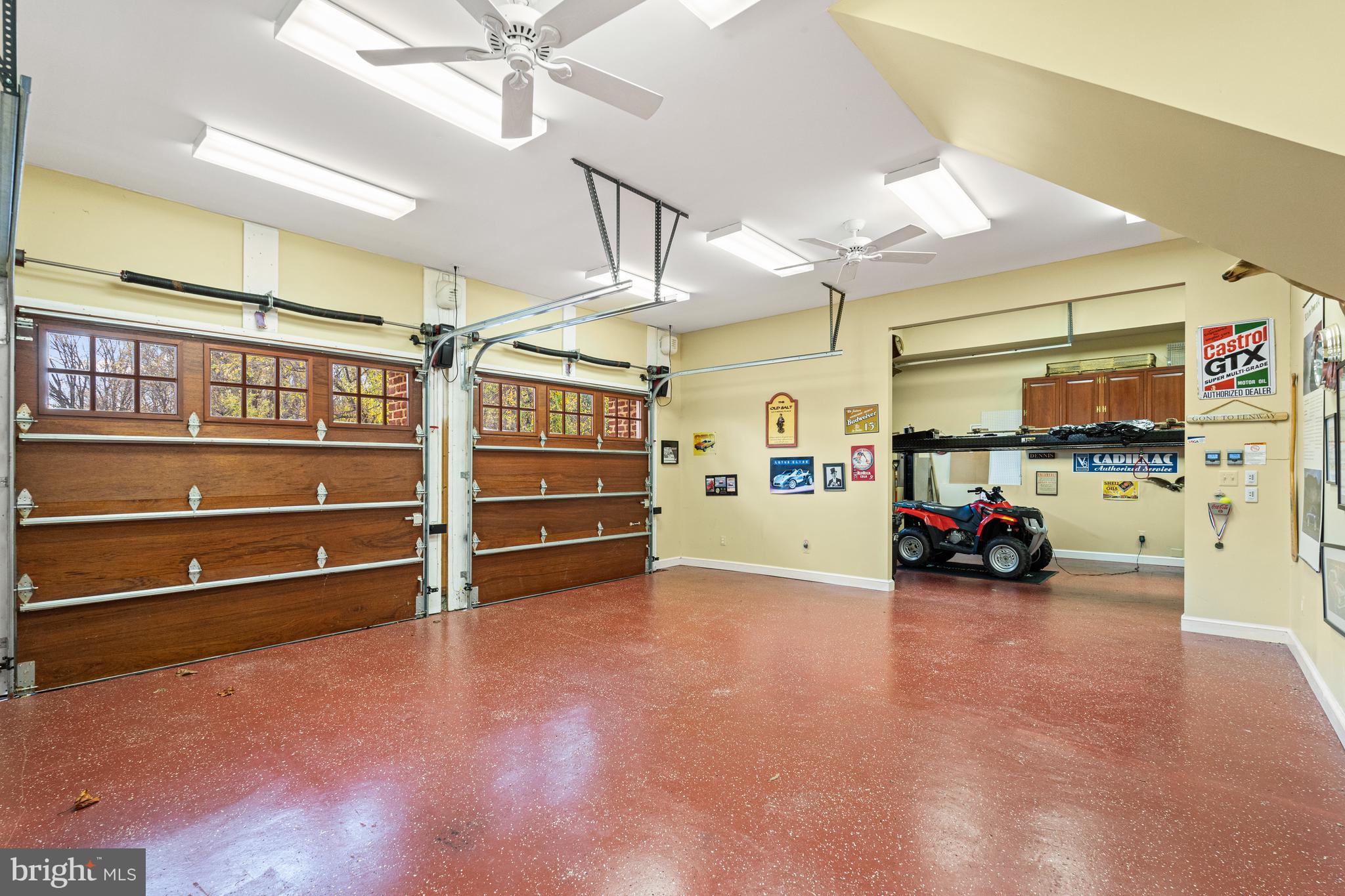 SADDLE RIDGE - Residential