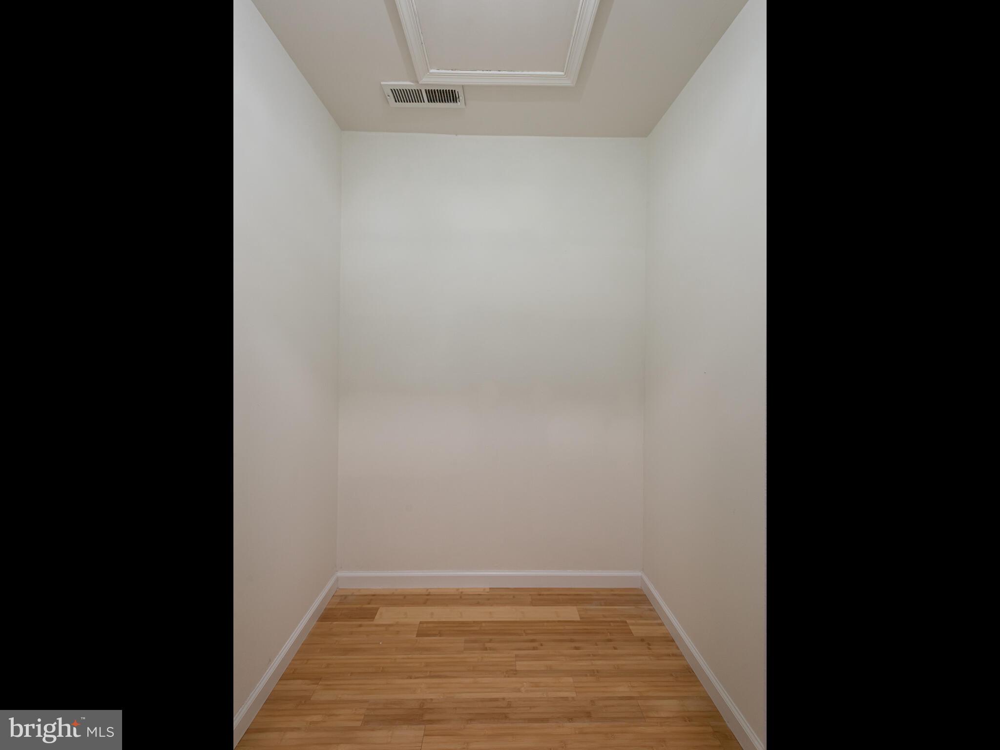 DARLINGTON WOODS - Residential