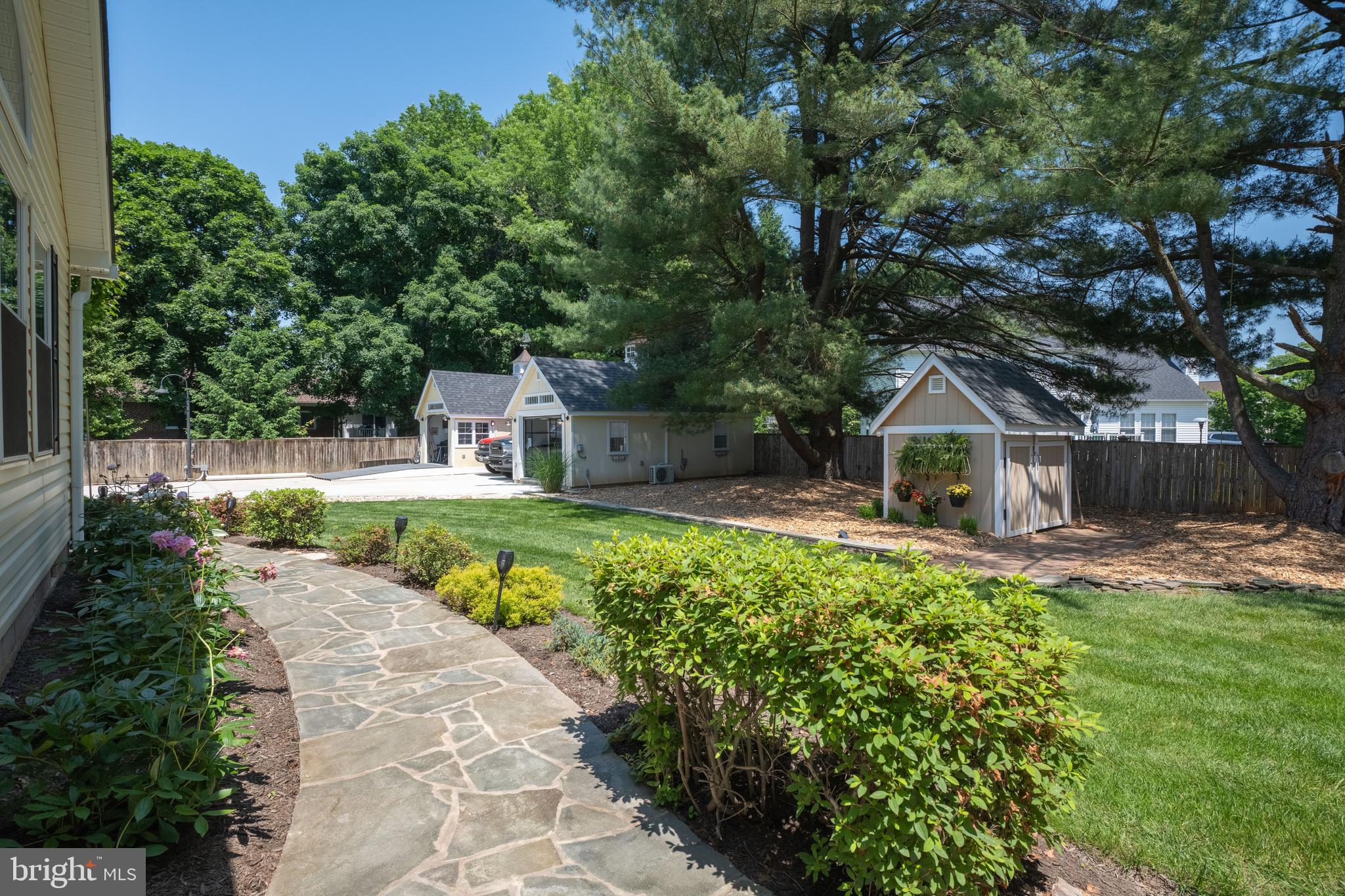 CEDAR ACRES - Residential