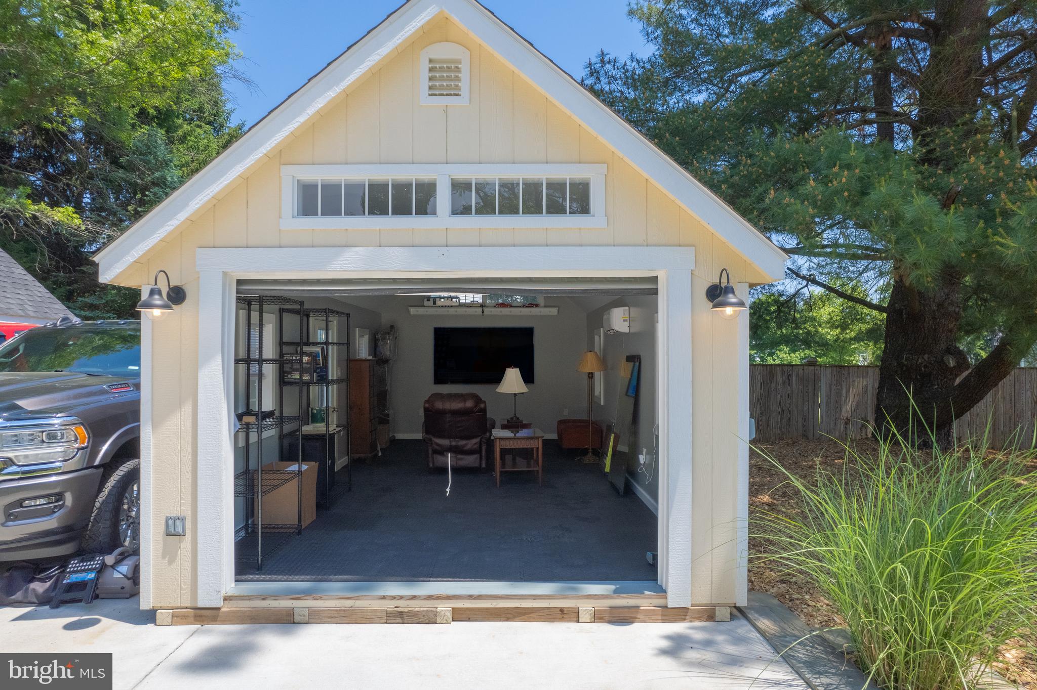 CEDAR ACRES - Residential