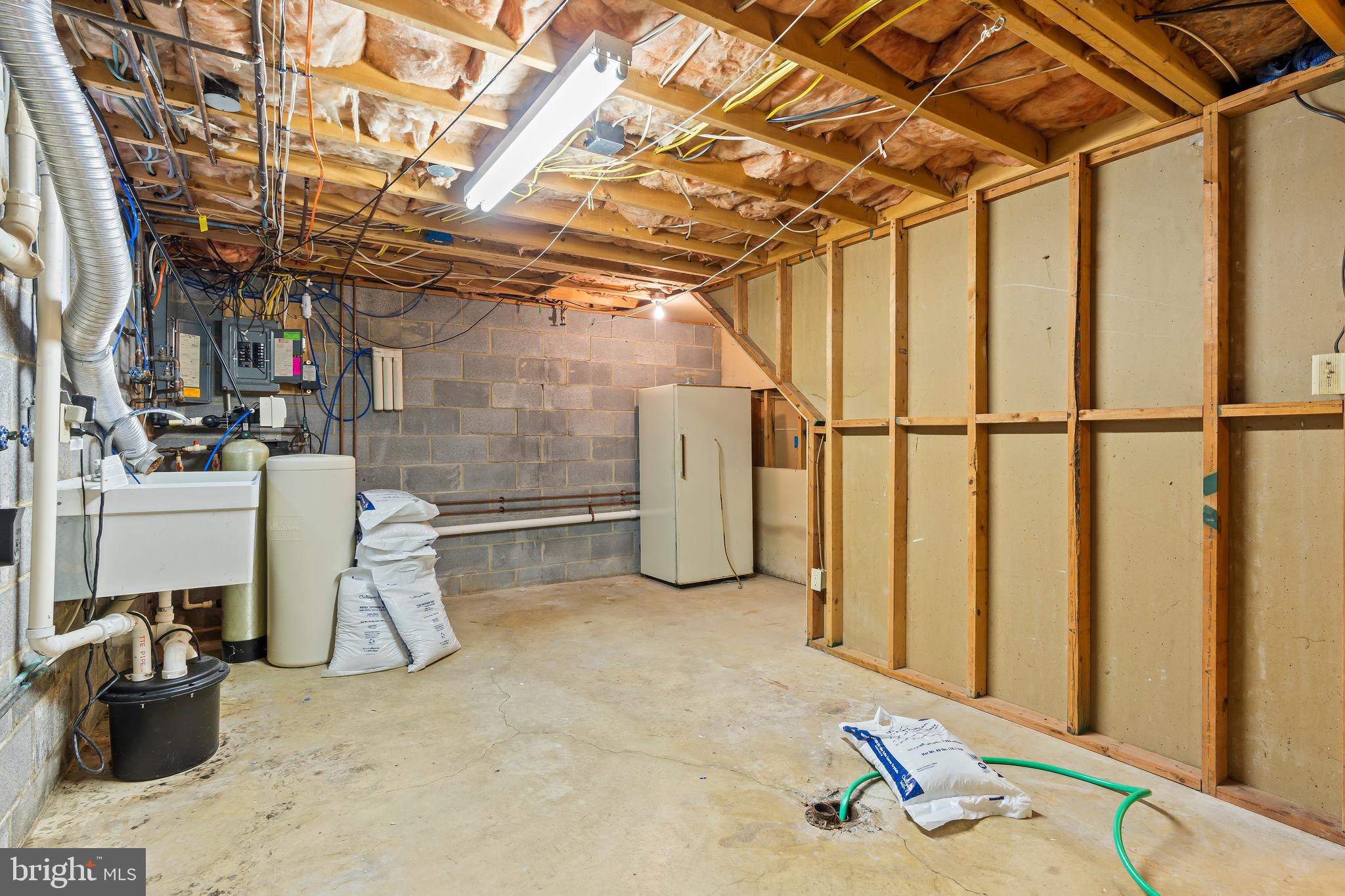 BRIGHTWOOD ACRES - Residential