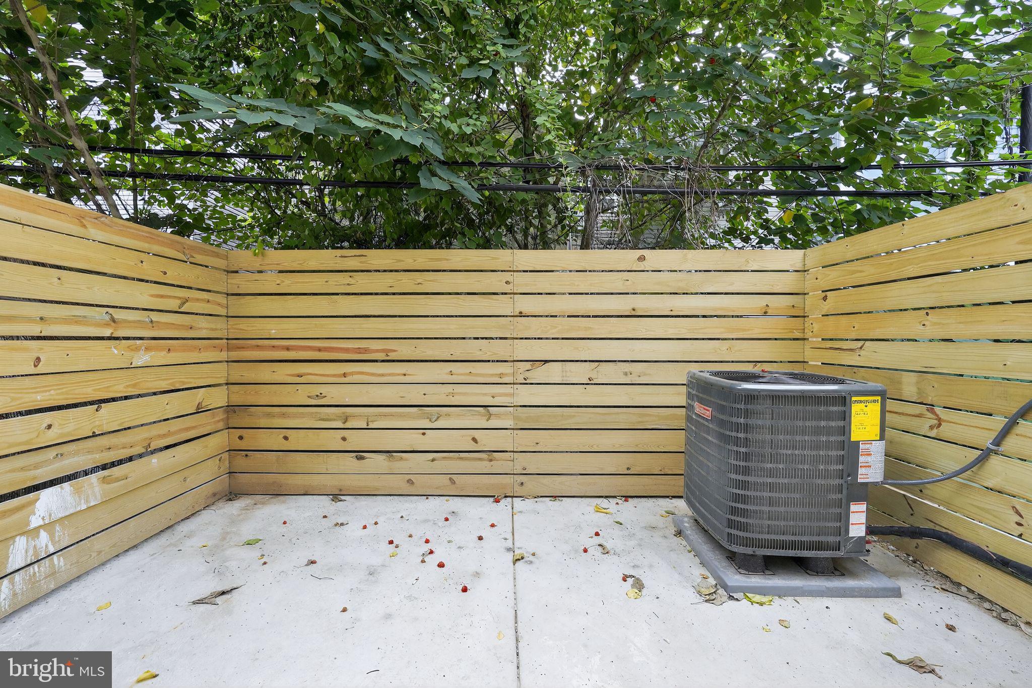 POINT BREEZE - Residential