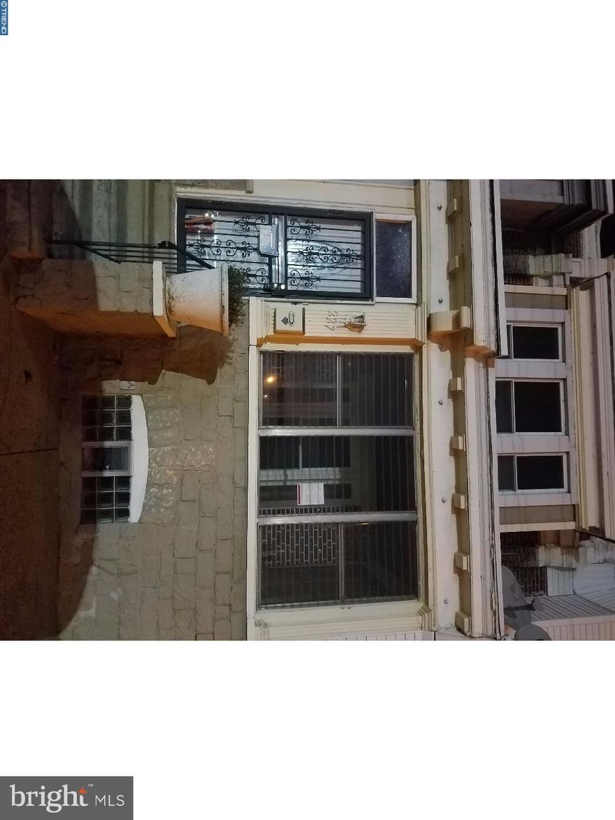 Beautiful 3 bedroom home ready for the right tenant to take advantage of this opportunity. Enter through the front door to an enclosed front porch. Open floor plan with a large kitchen. Upstairs has three sizable bedrooms. Large partially finished basement.