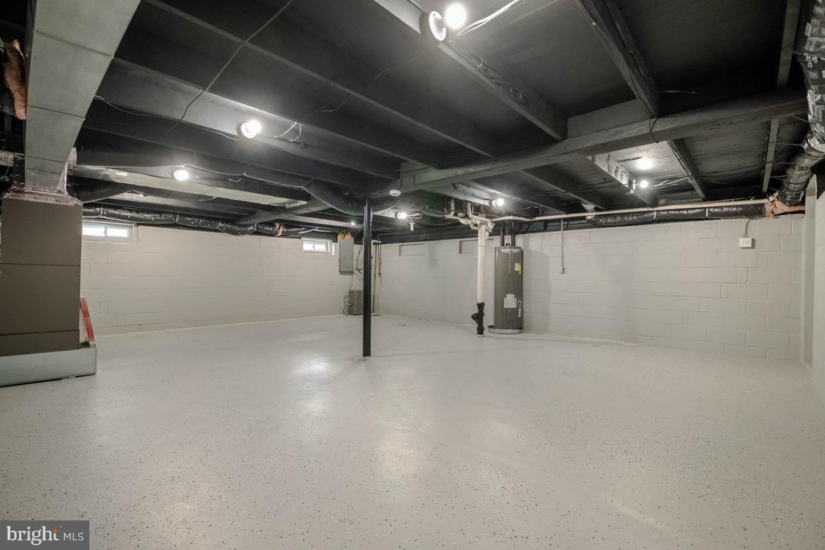 STANSBURY MANOR - Residential