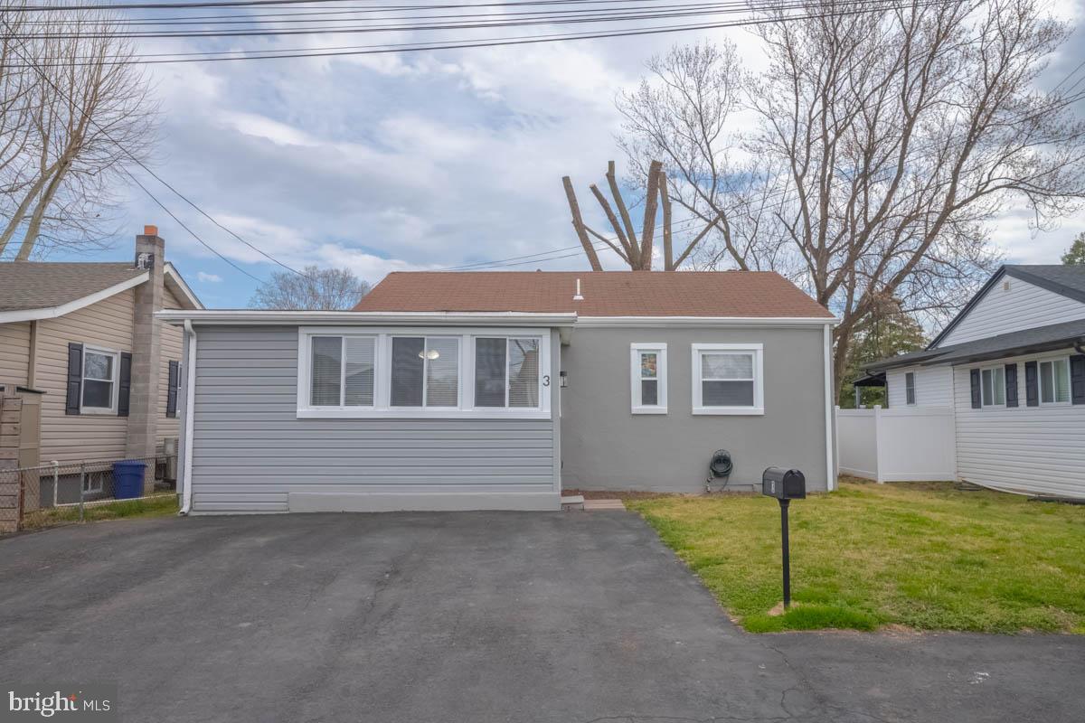 STANSBURY MANOR - Residential