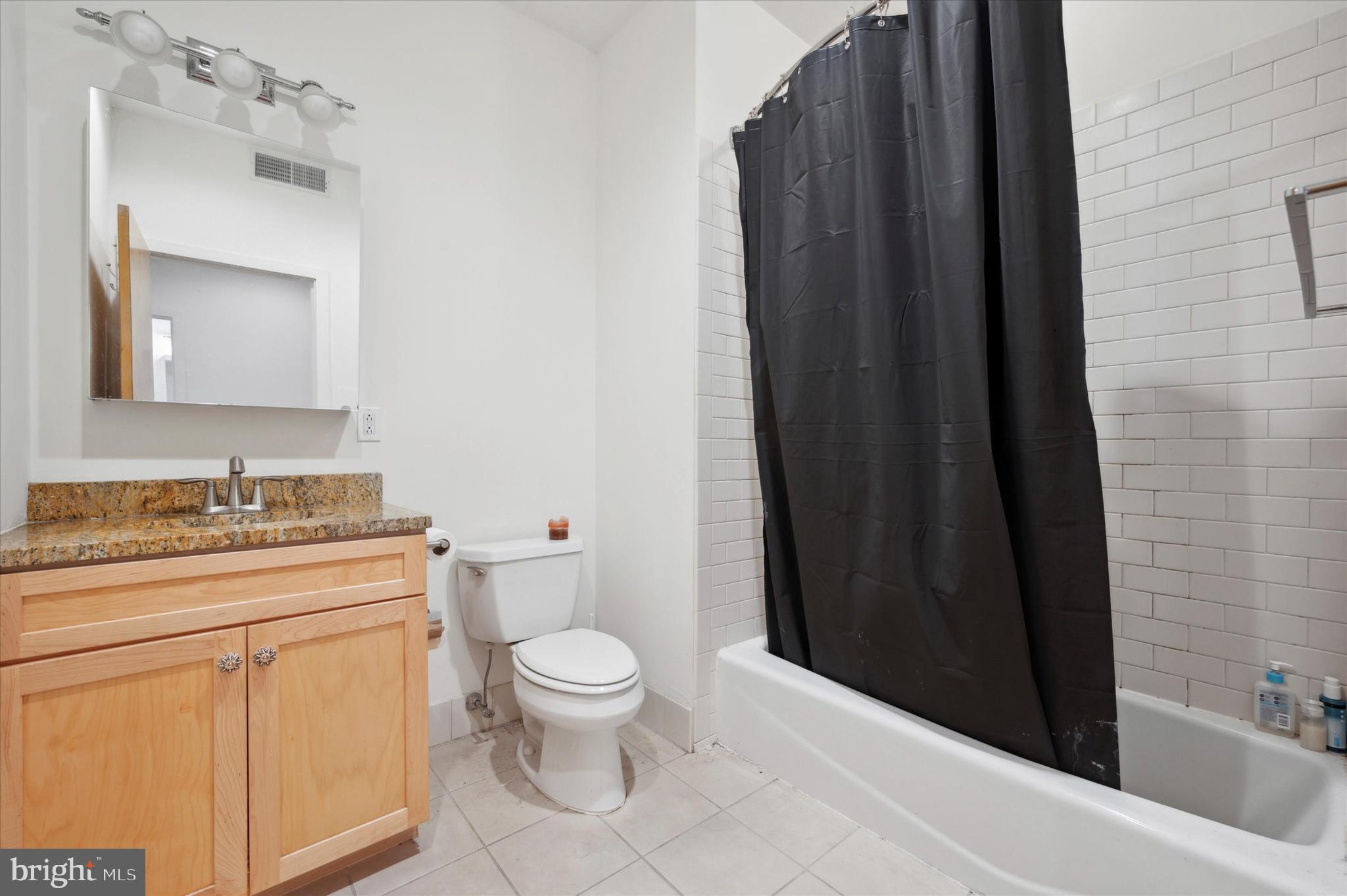 WASHINGTON SQ - Residential