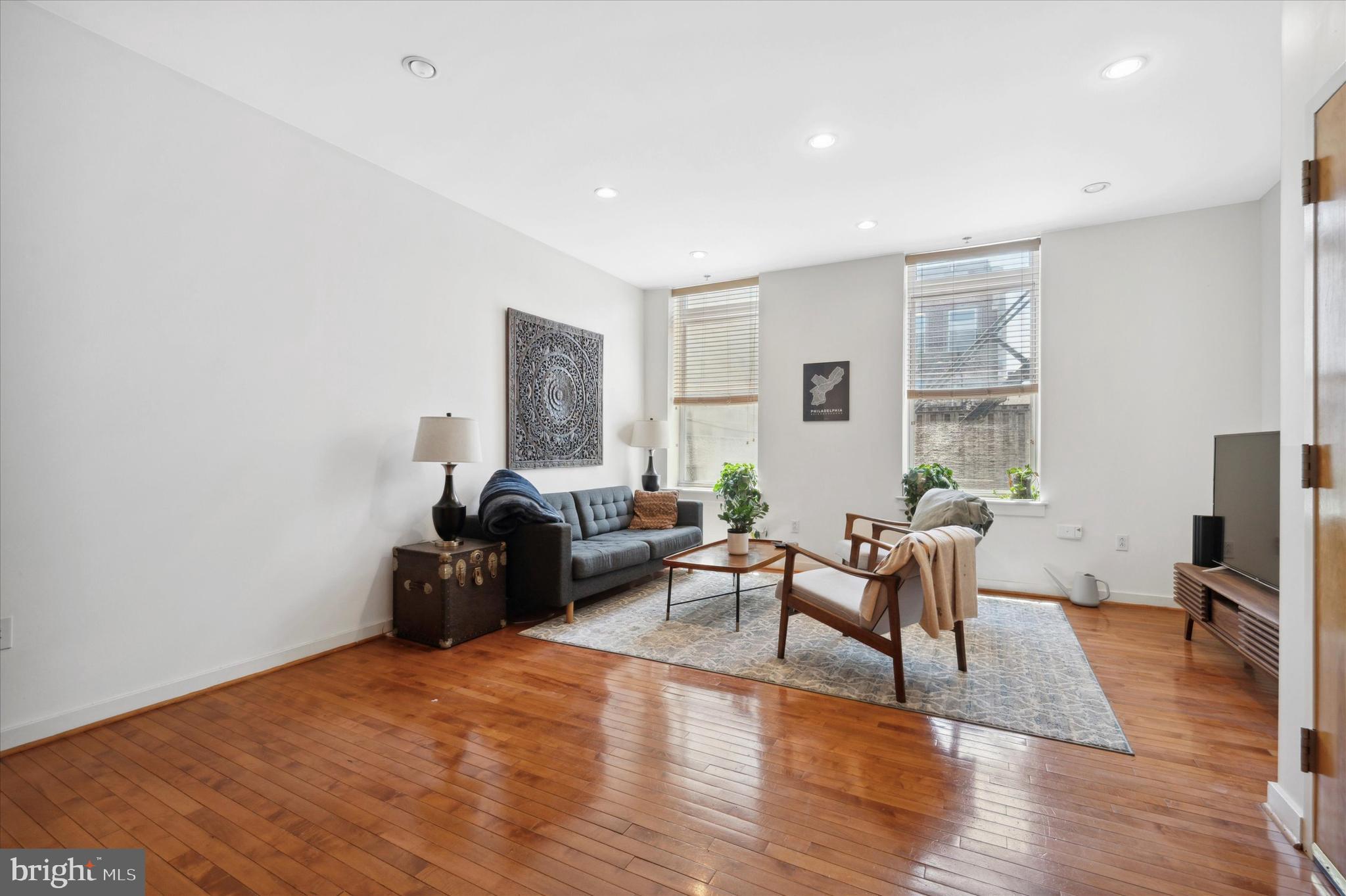 WASHINGTON SQ - Residential