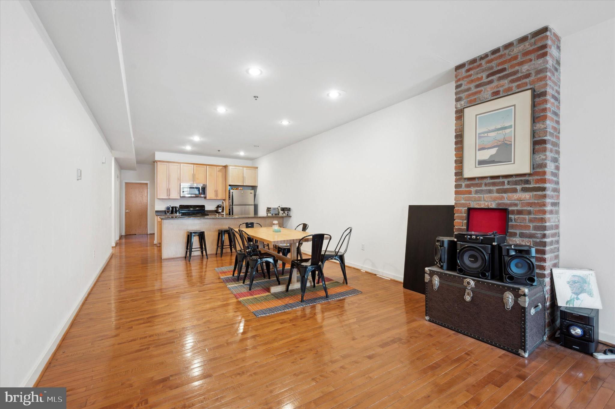 WASHINGTON SQ - Residential