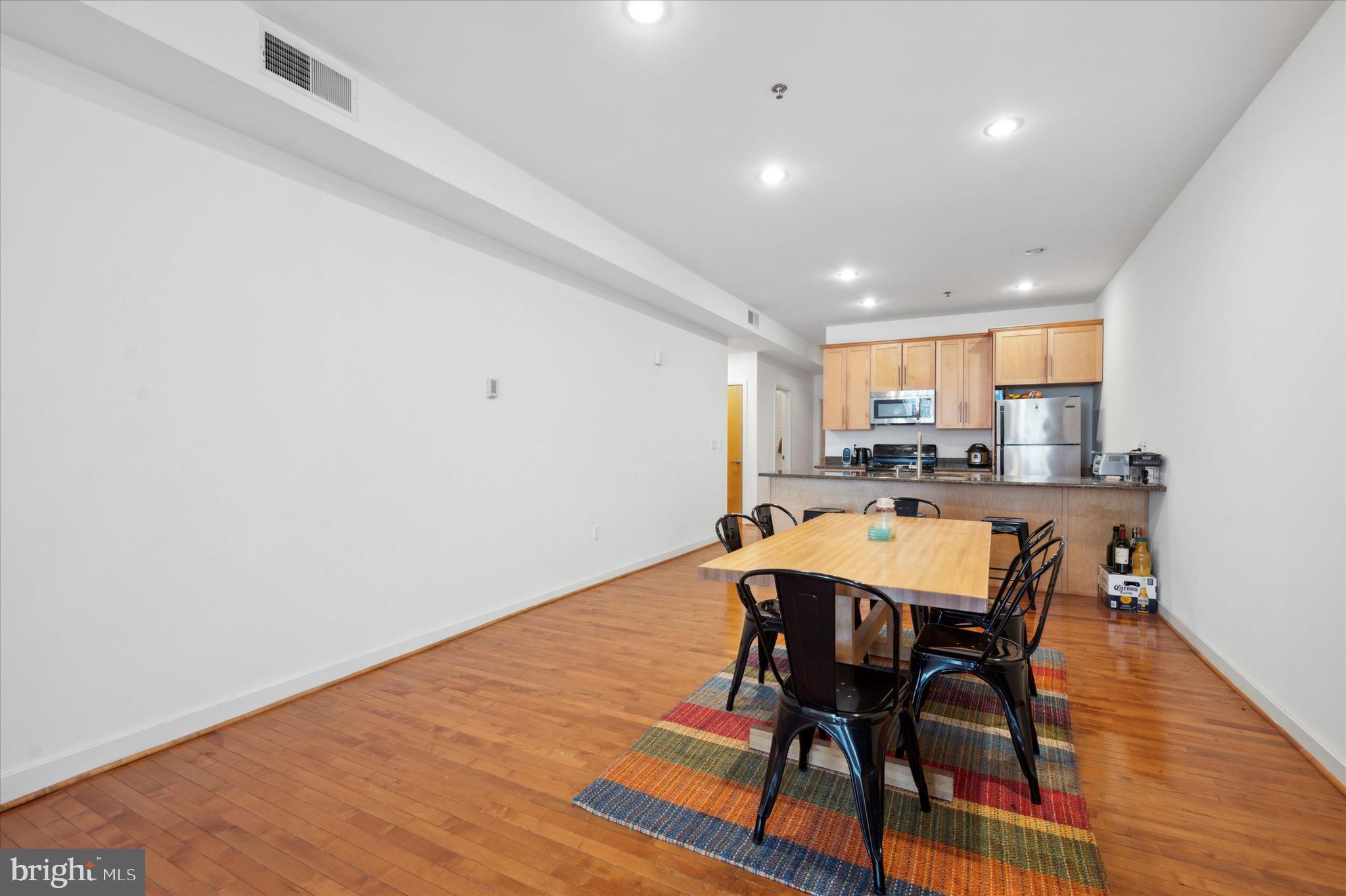 WASHINGTON SQ - Residential