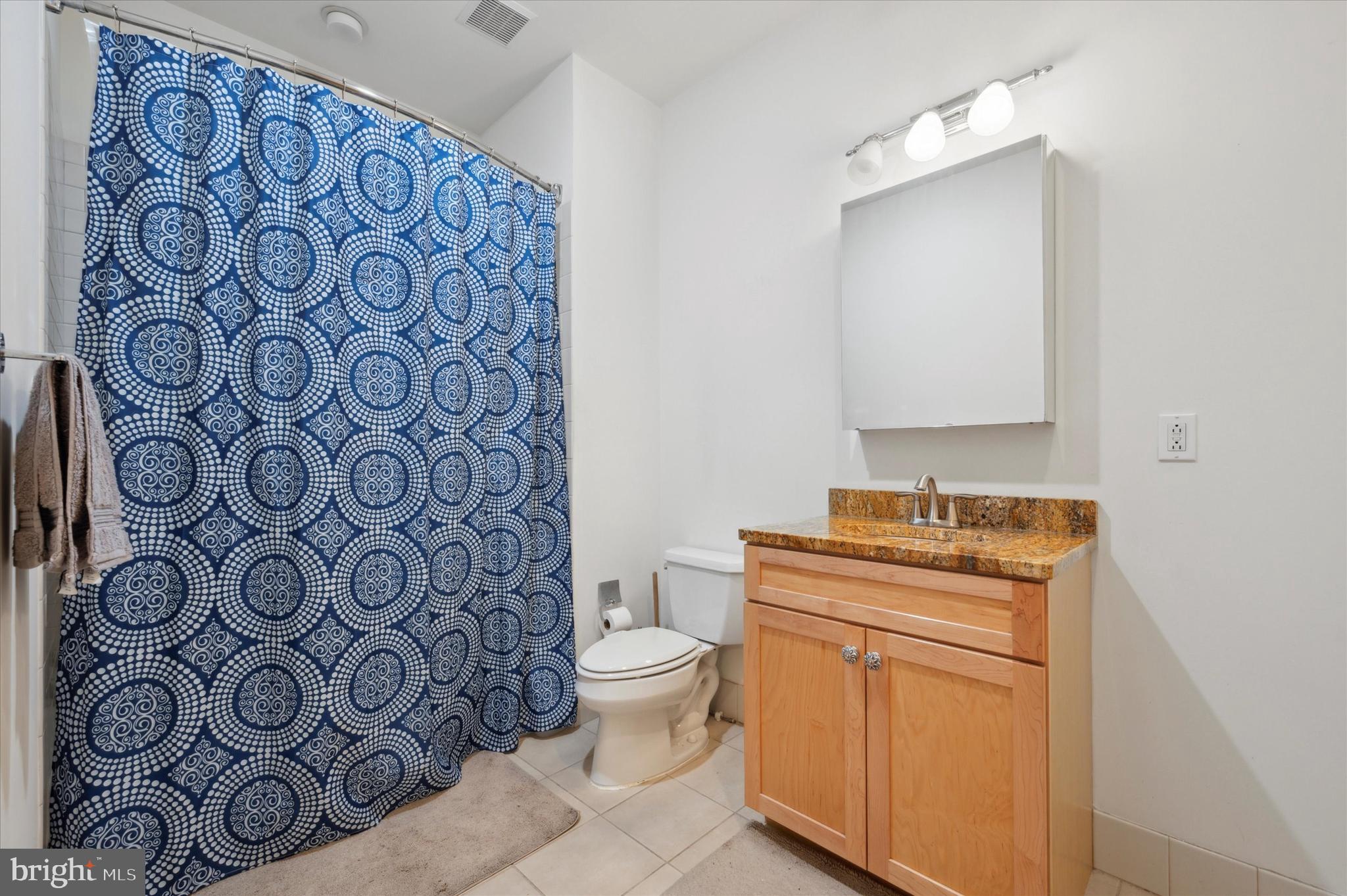 WASHINGTON SQ - Residential