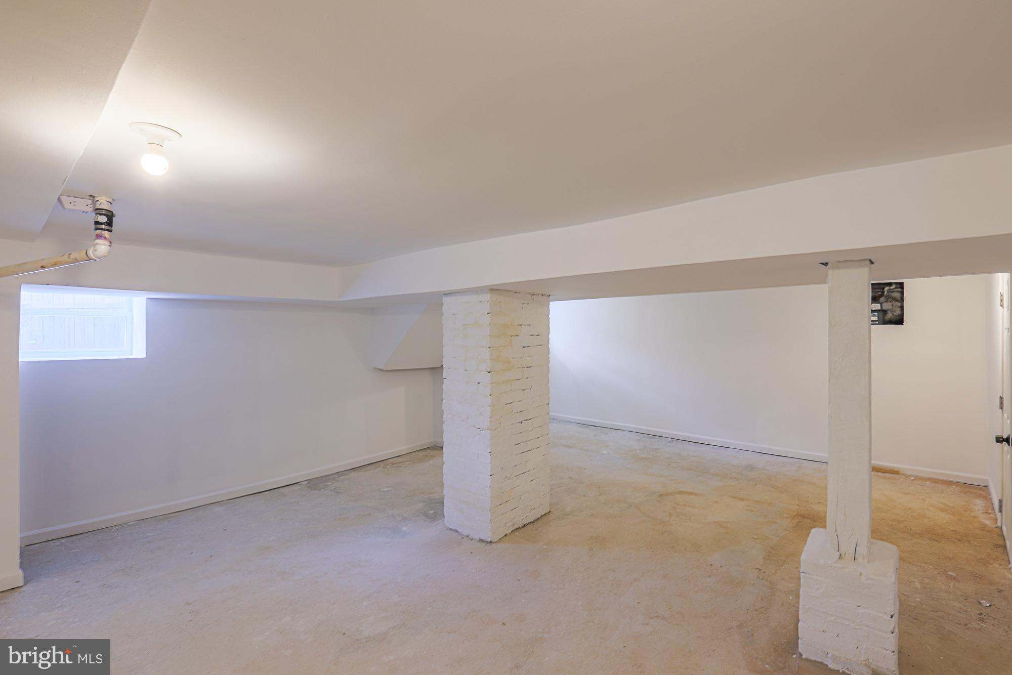 PIKESVILLE - Residential Lease