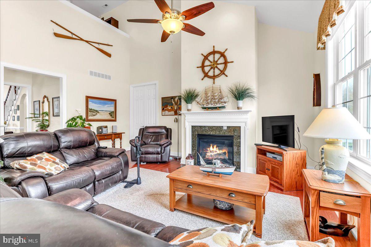 REGENCY AT PROVIDENC - Residential