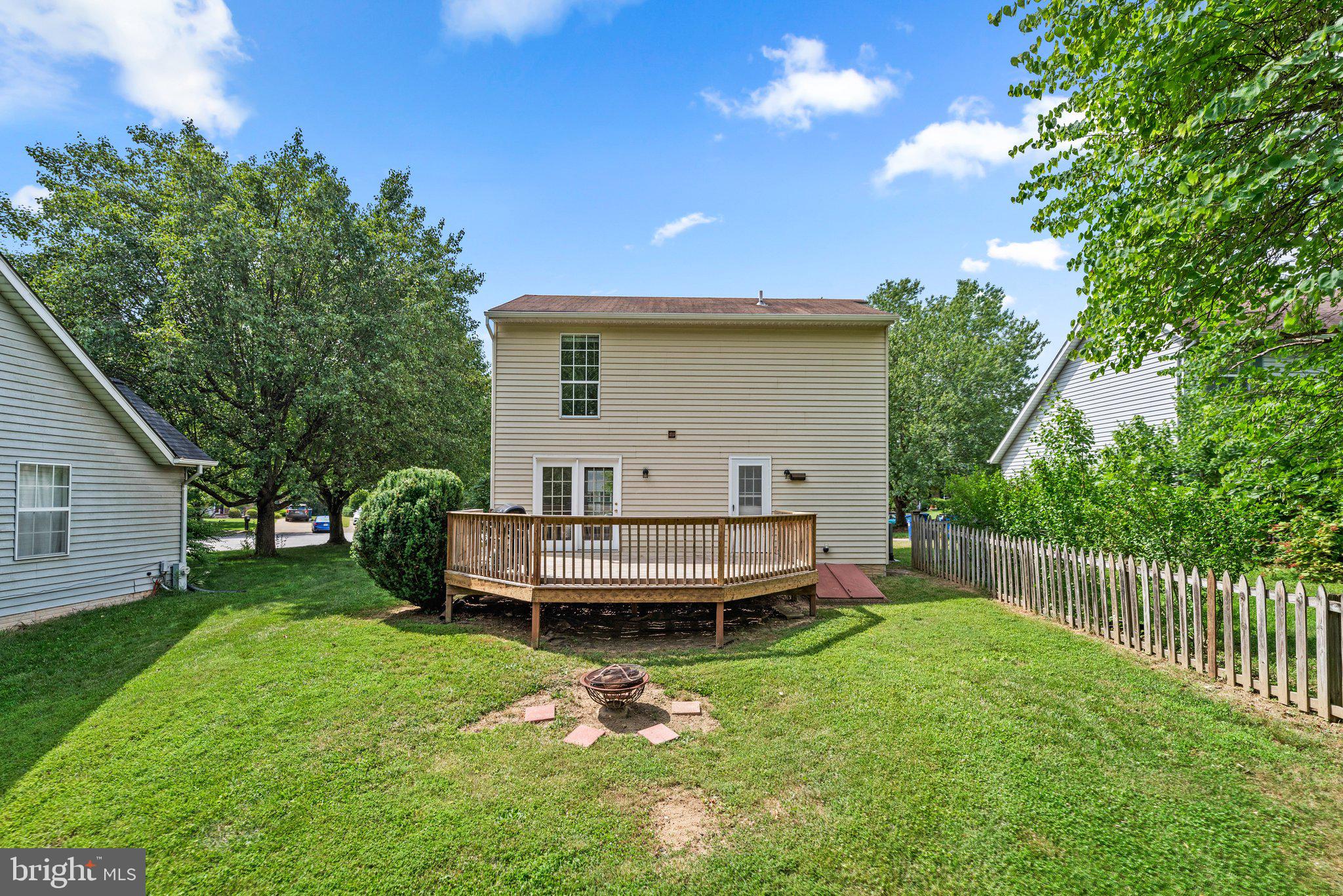 BRIMFIELD - Residential