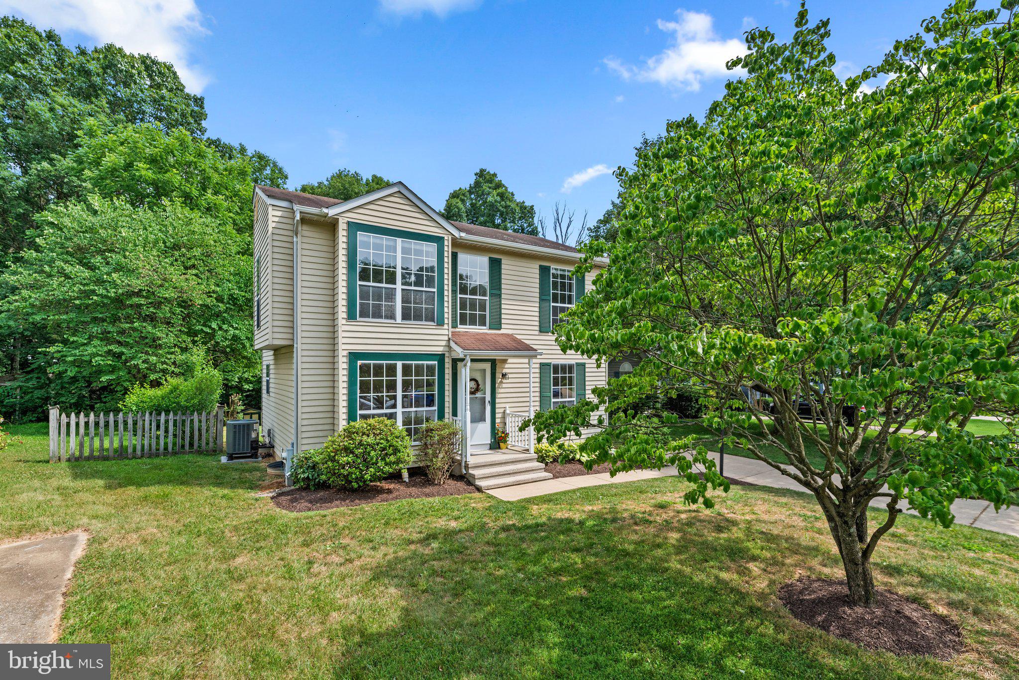 BRIMFIELD - Residential