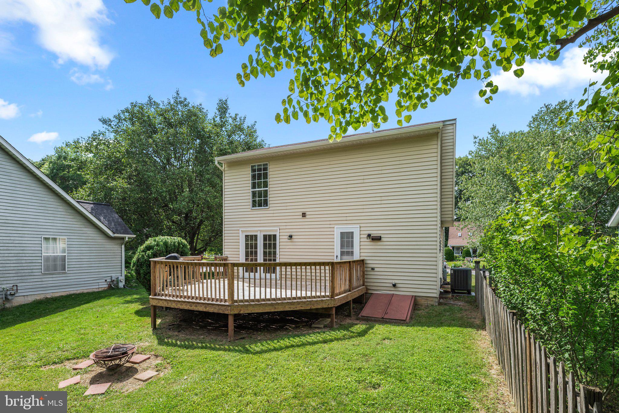 BRIMFIELD - Residential