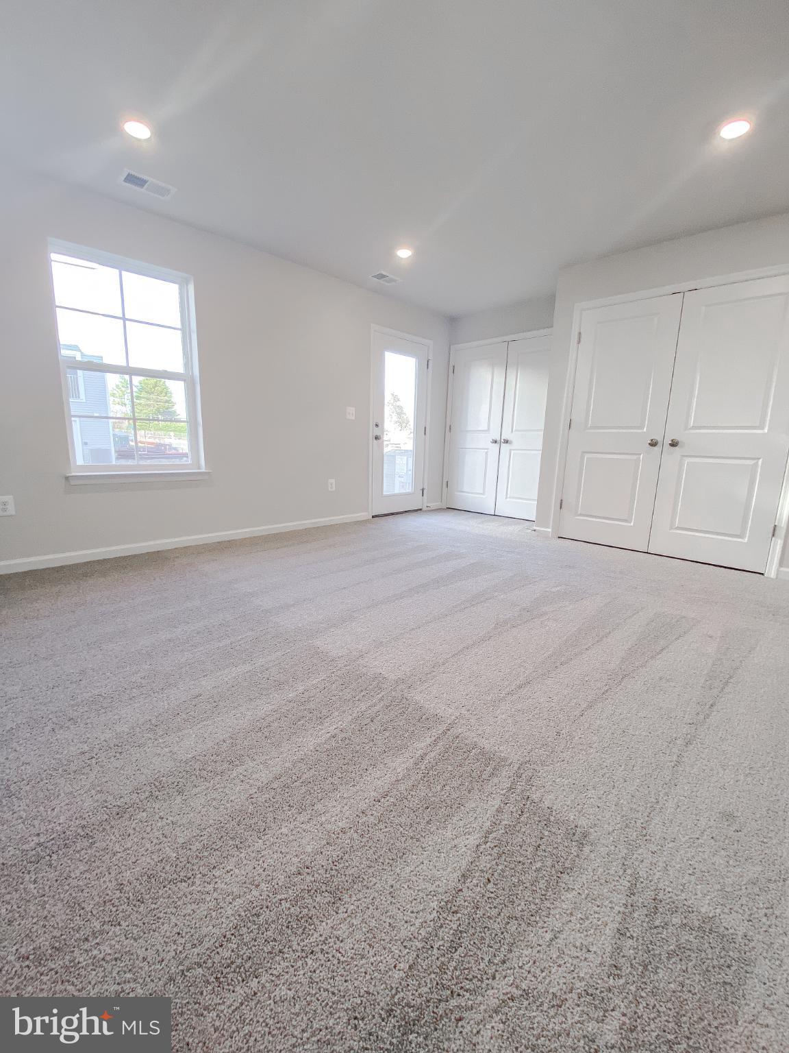 WILLOW GLEN - Residential Lease