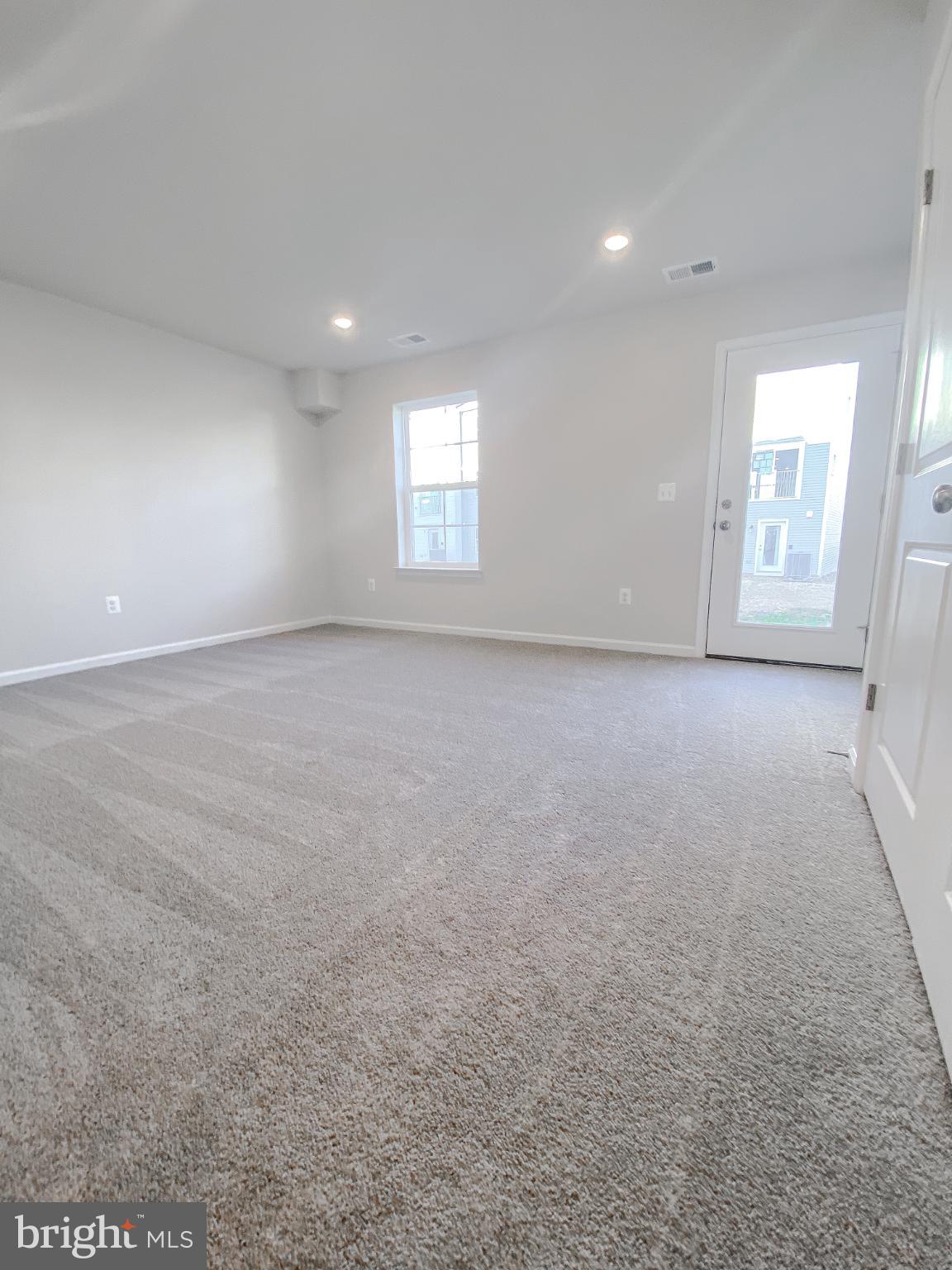 WILLOW GLEN - Residential Lease