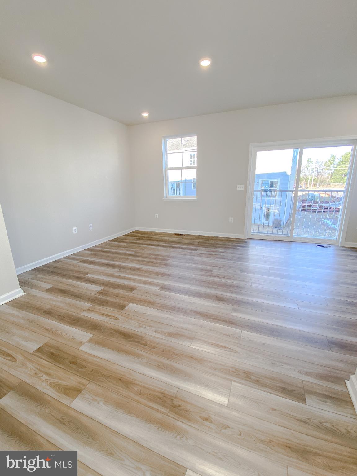 WILLOW GLEN - Residential Lease