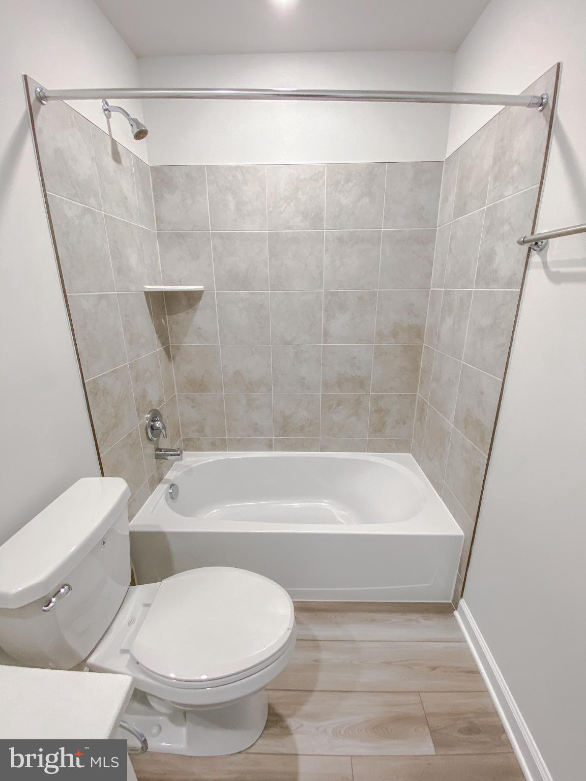 WILLOW GLEN - Residential Lease