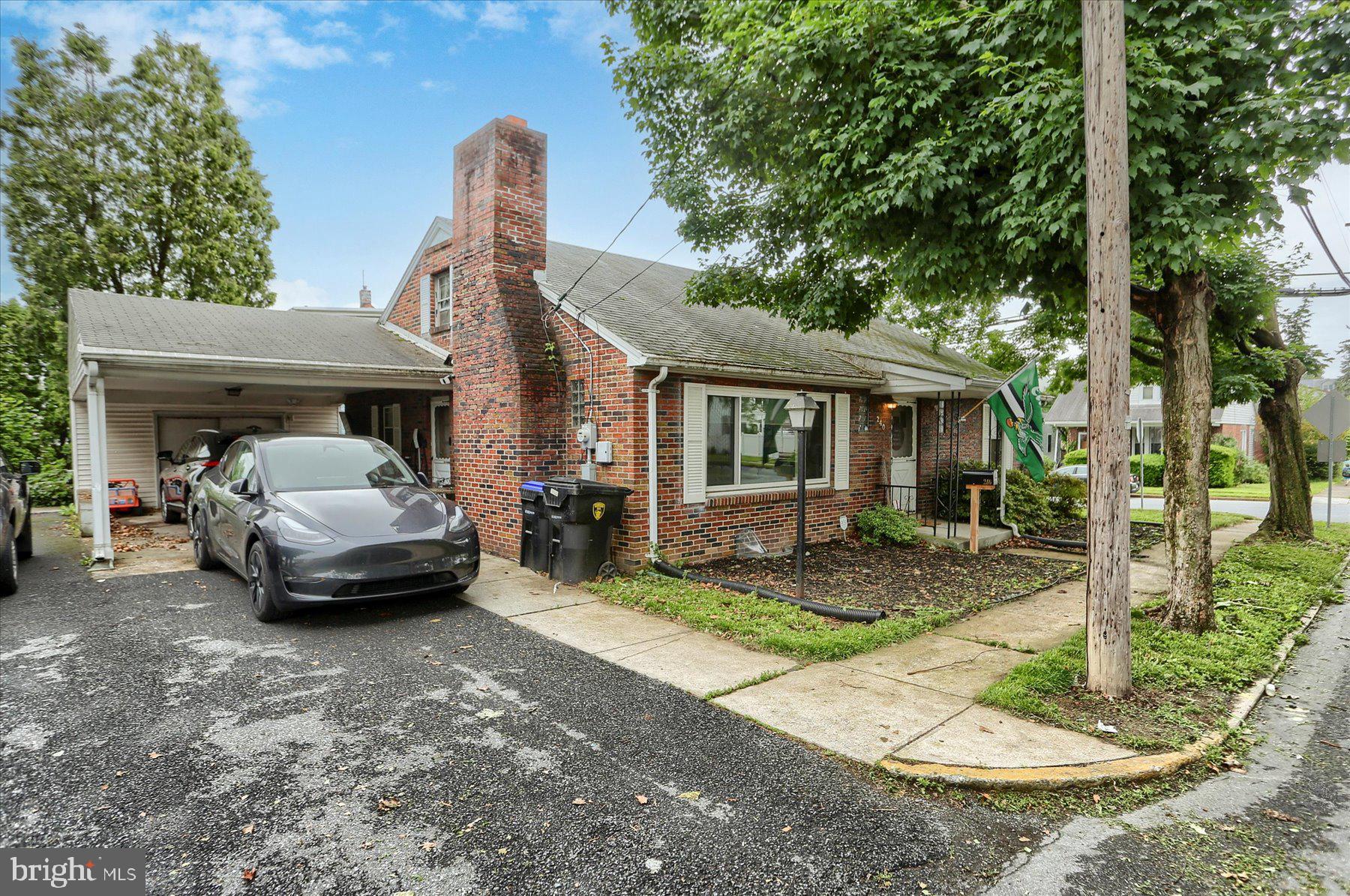 240 S 28TH STREET