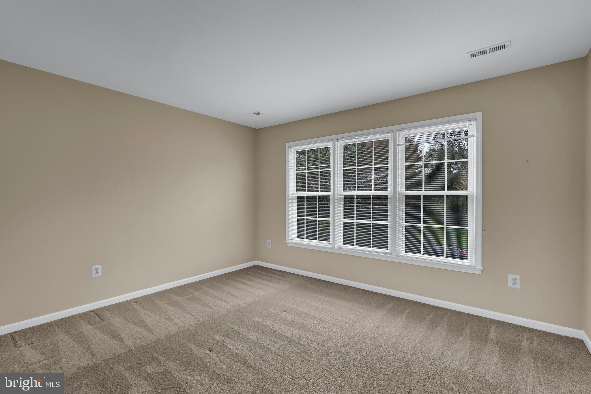 WOLFTRAP MEADOWS - Residential