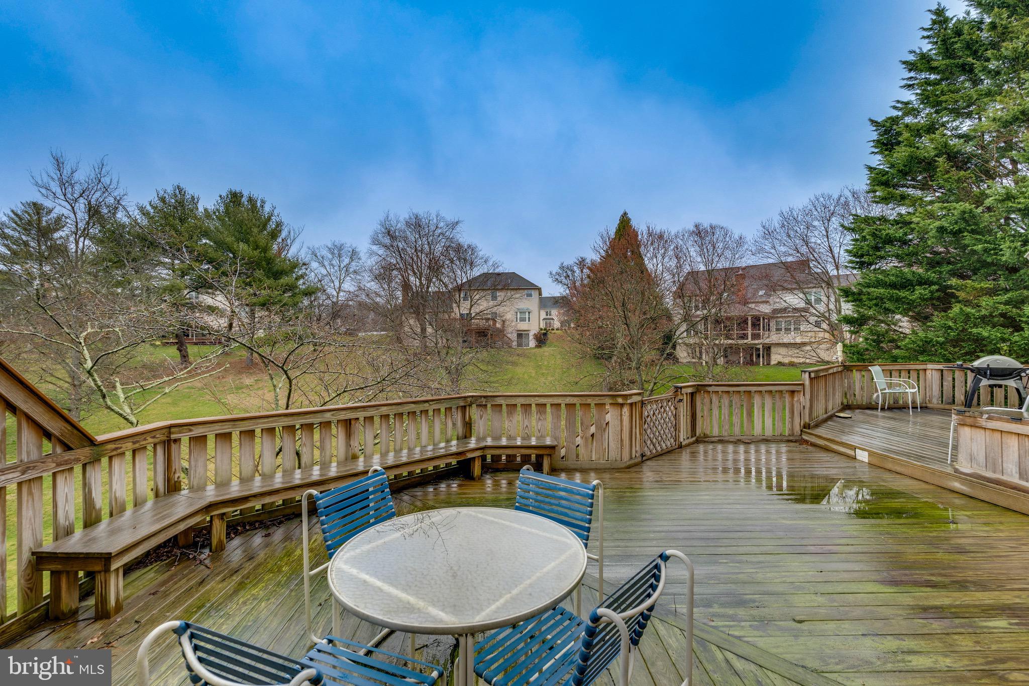 WOLFTRAP MEADOWS - Residential